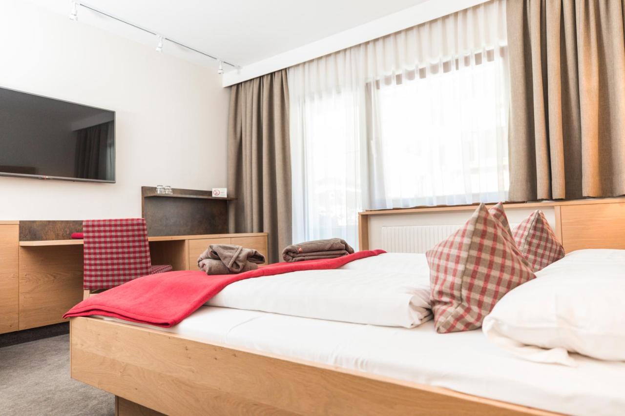 Standard Double or Twin Room Street View,1019603020:JPEG