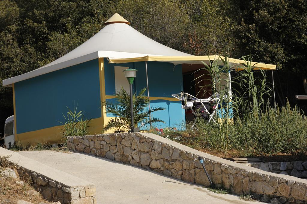 Tenda con Bagno Privato