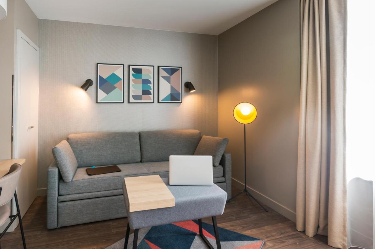 One-Bedroom Apartment,1285032553:JPEG