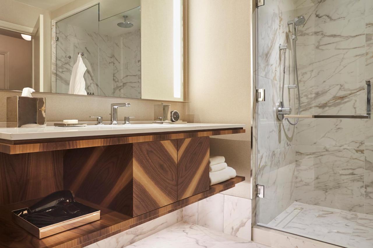 Hoeksuite met 1 Slaapkamer