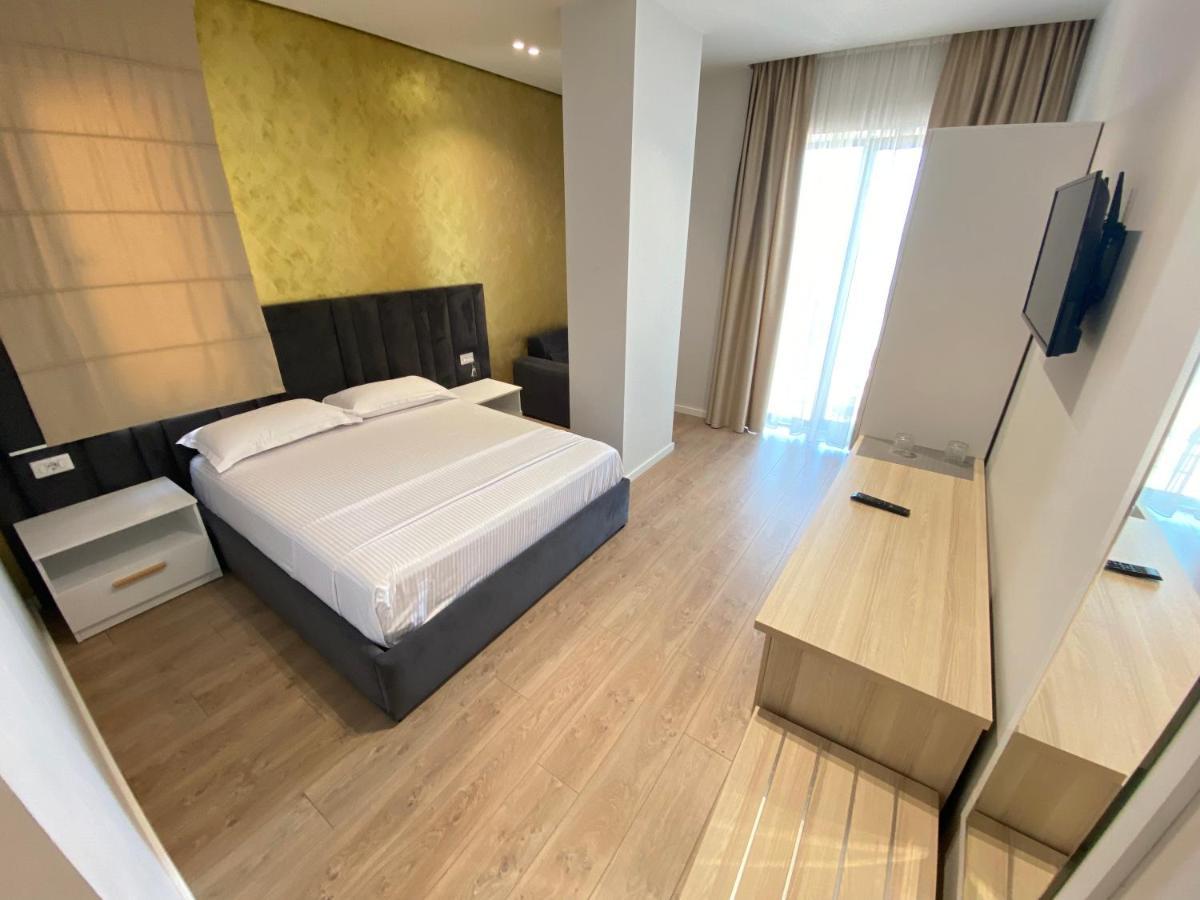 Triple Room Balcony Sea View,1739605690:JPEG