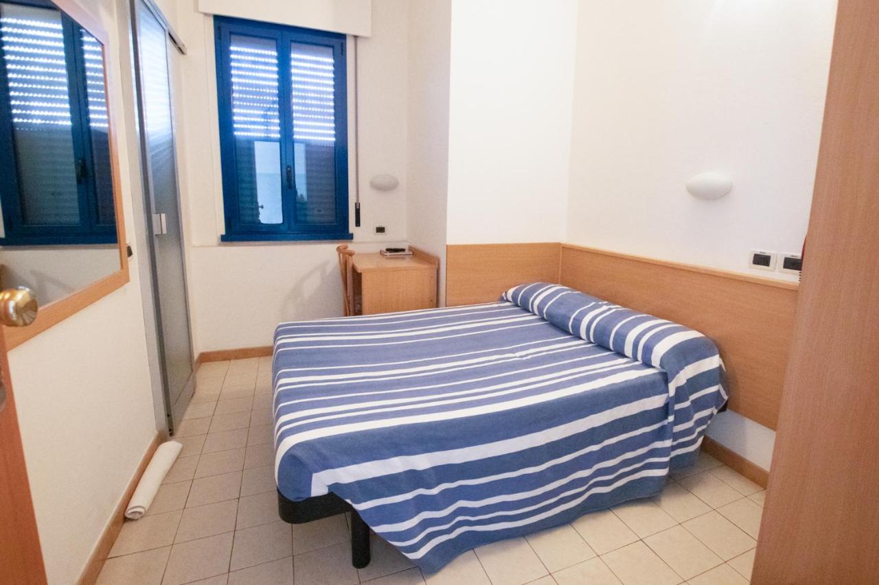 Budget Single Room,1141724473:JPEG