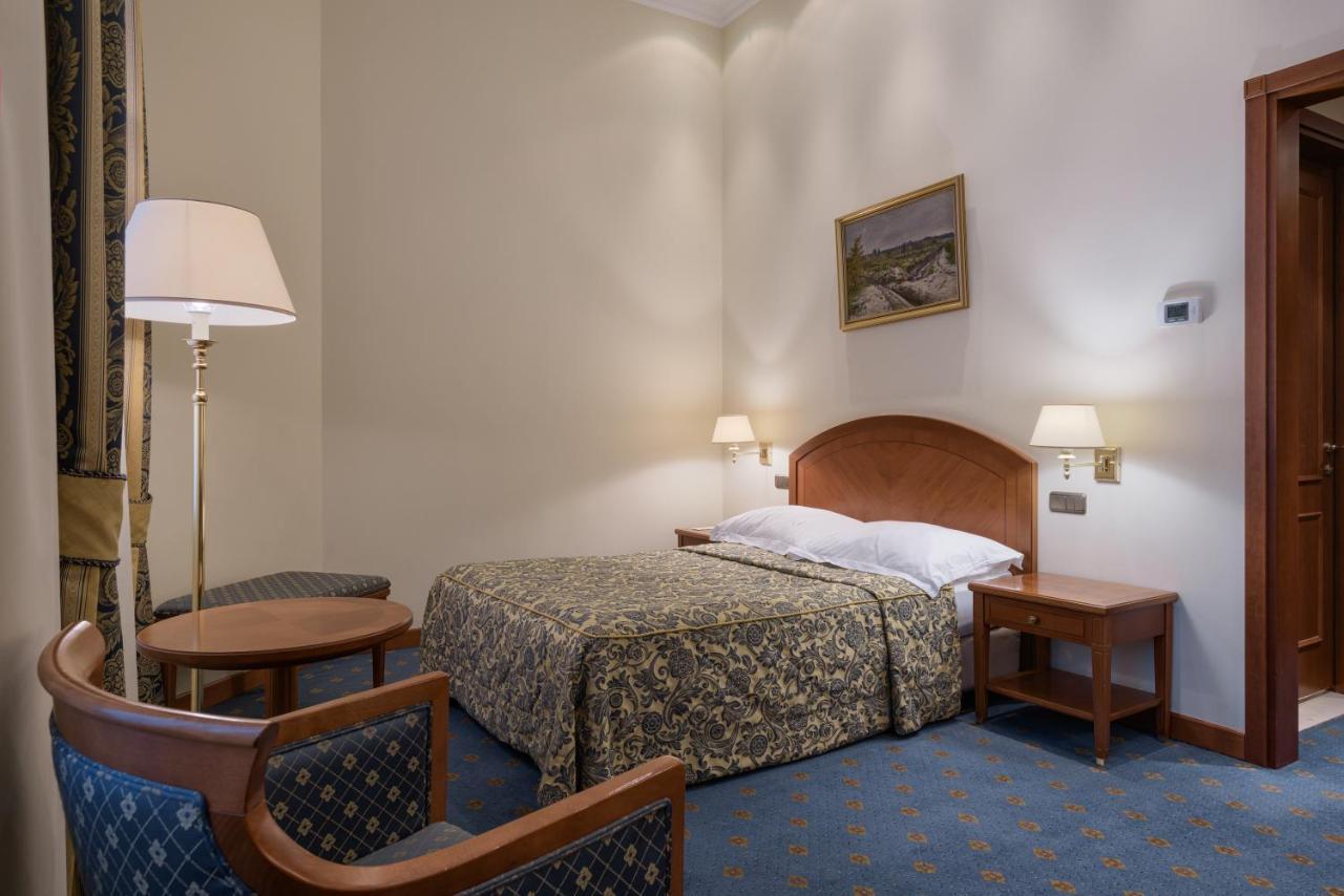 Standard  Room