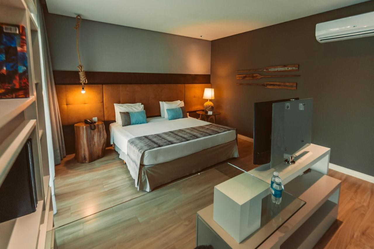 Premium Suite with Pool view