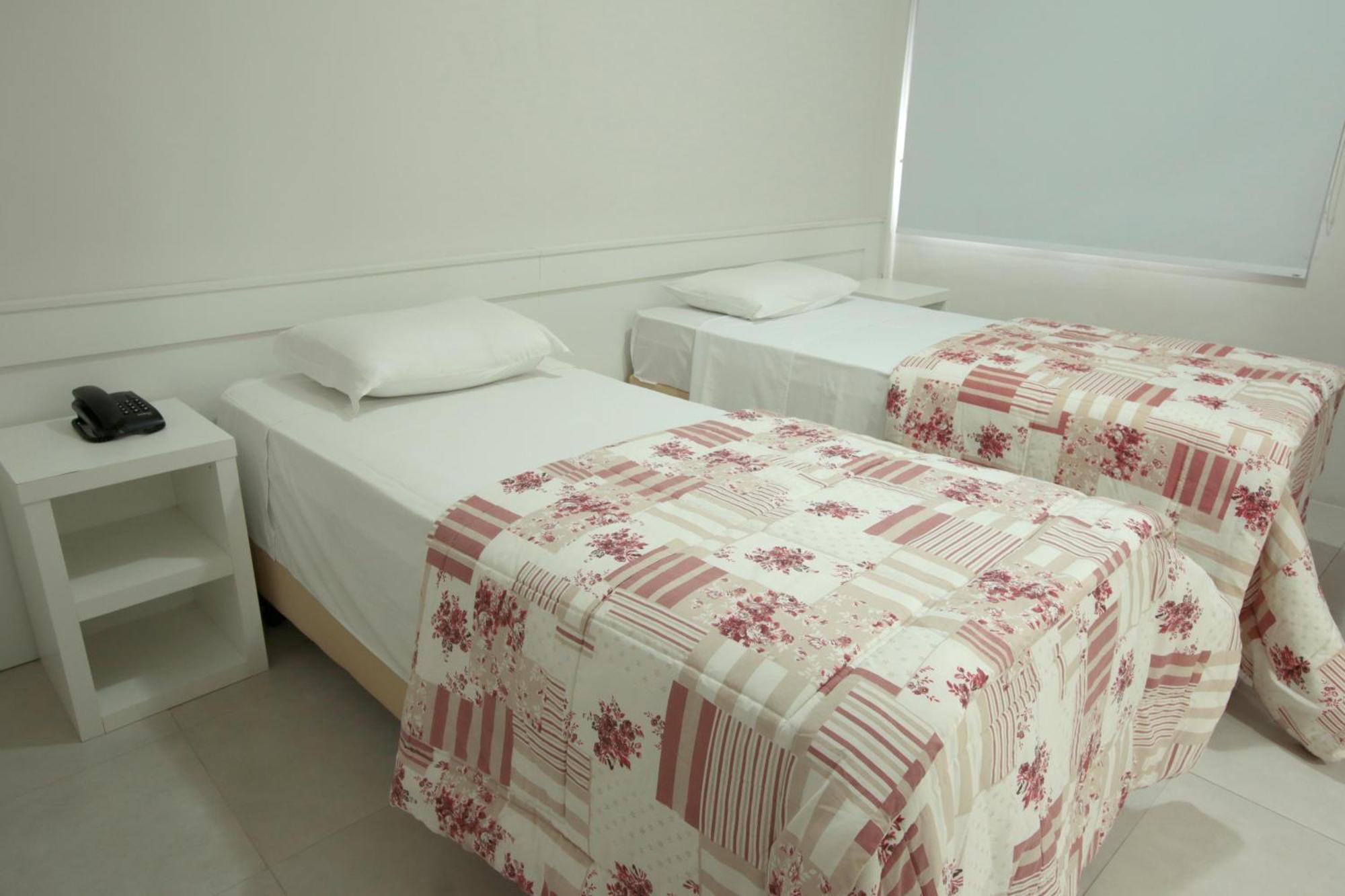 Deluxe Twin Room,943616368:JPEG