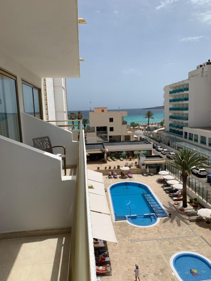 Double or Twin Room with Side Sea View,1616874236:JPEG