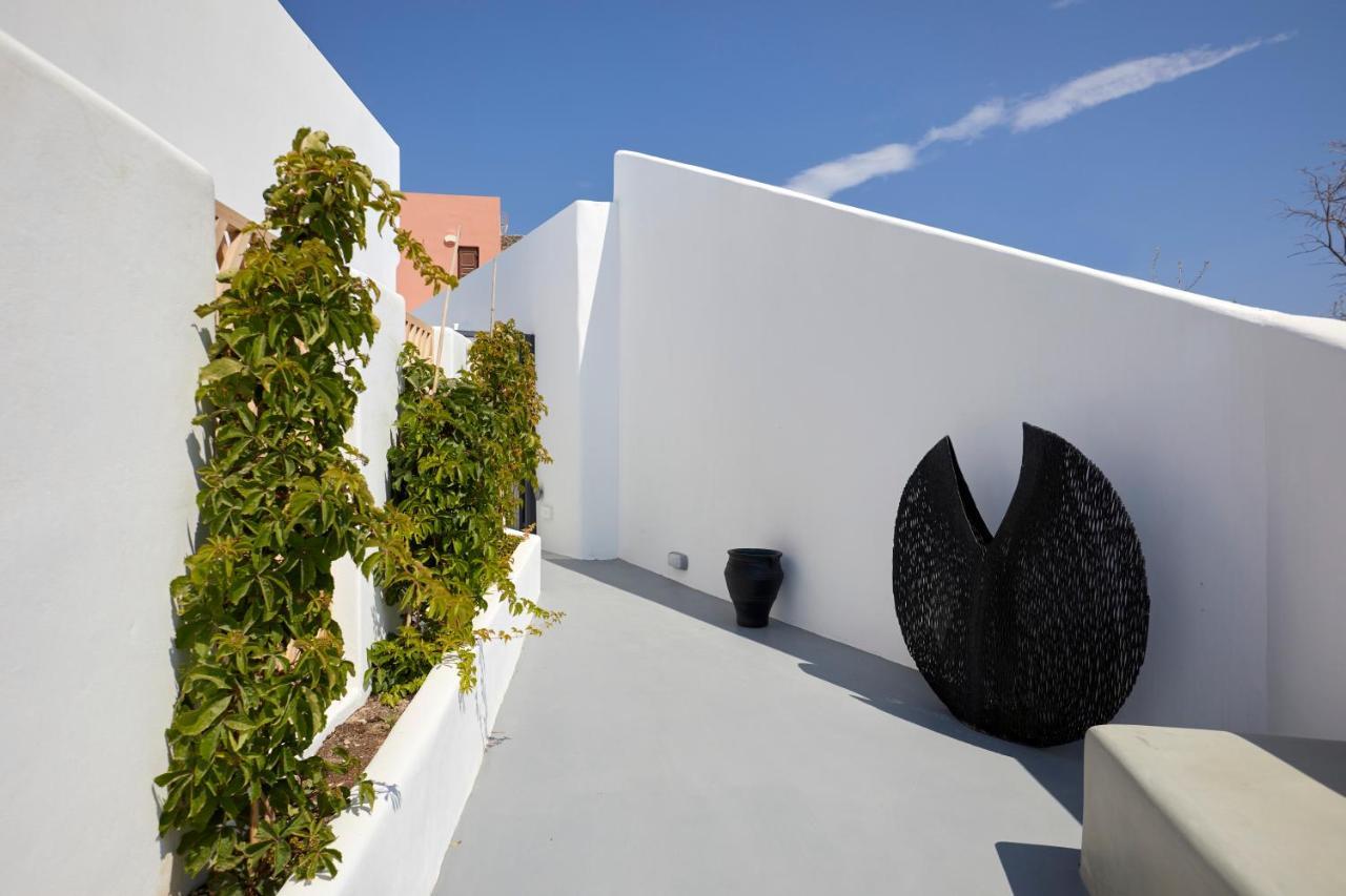 Suite Serenity avec Bain à Remous - Vue sur Caldeira