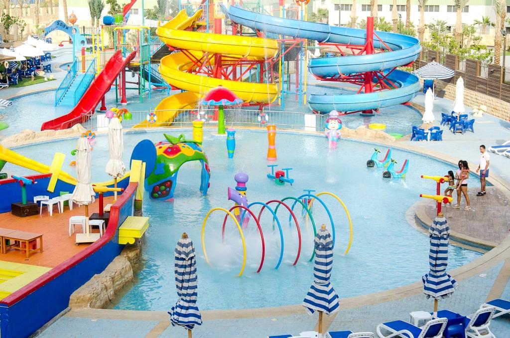 Suite Junior con vistas a la piscina