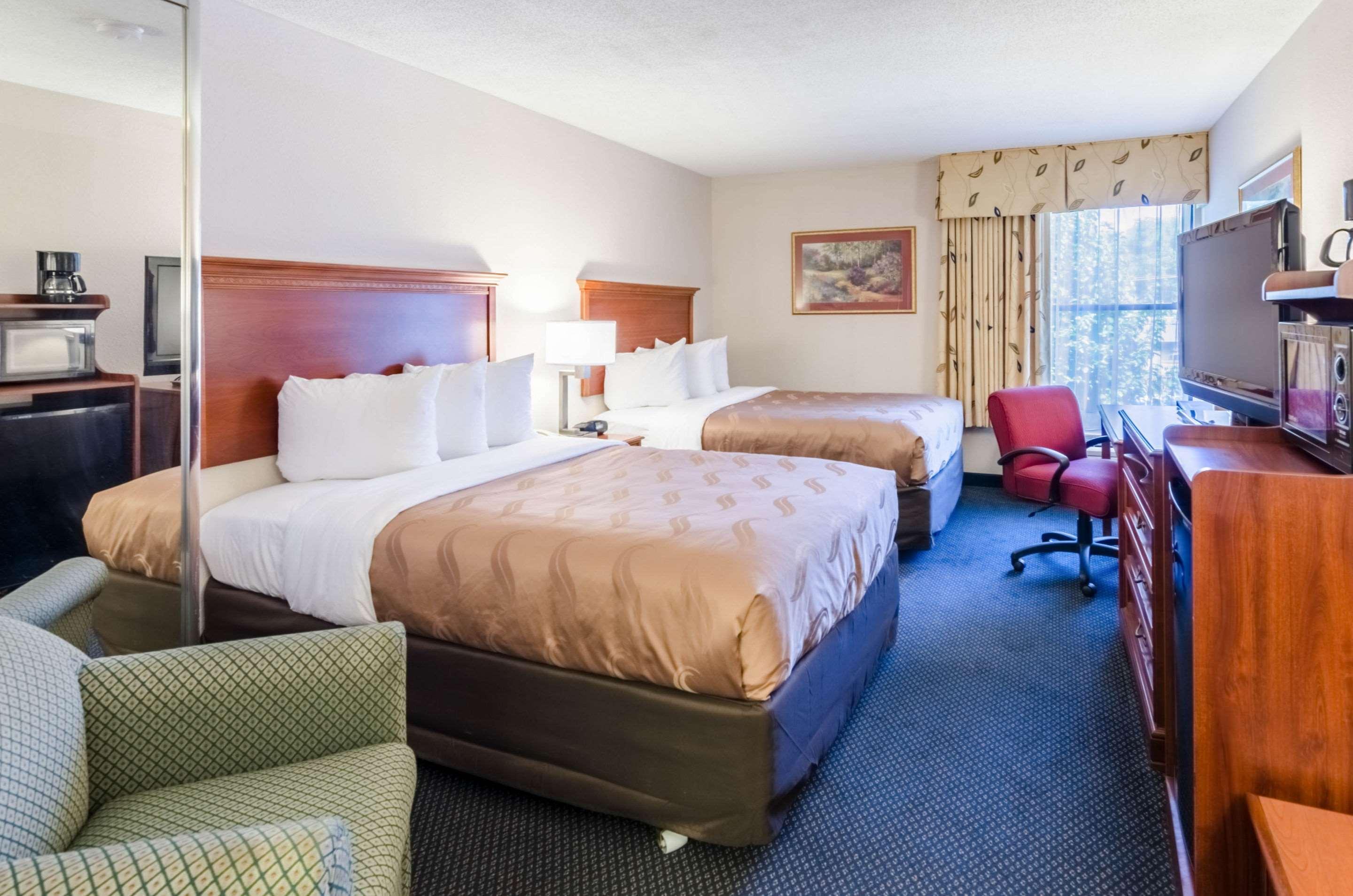 Double Room with Two Double Beds - Non-Smoking