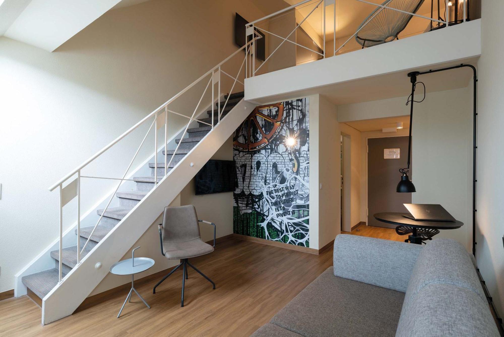 Apartment Split Level