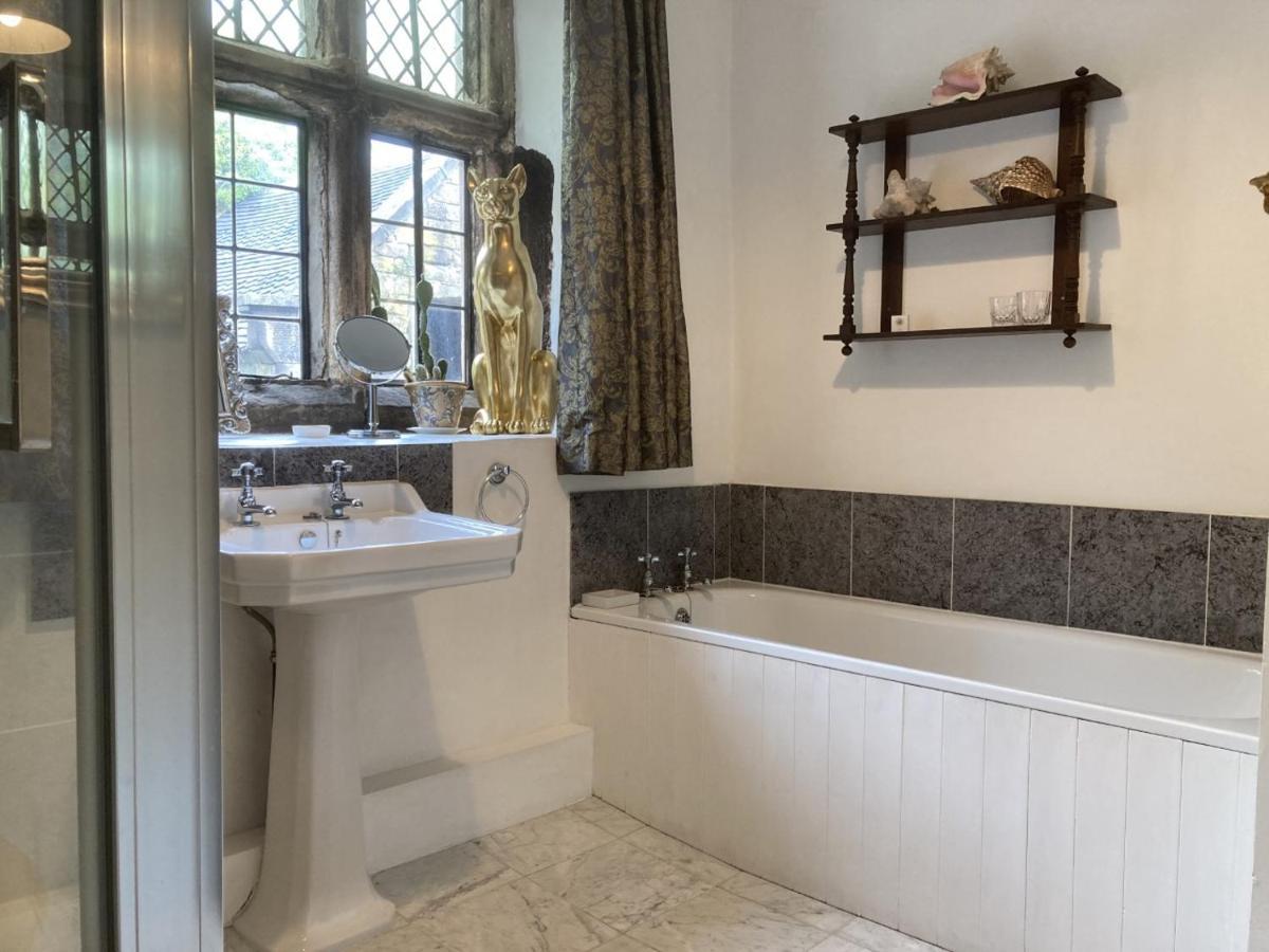 Superior King Suite
