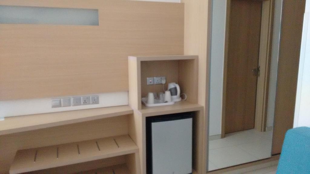 Inland View Room