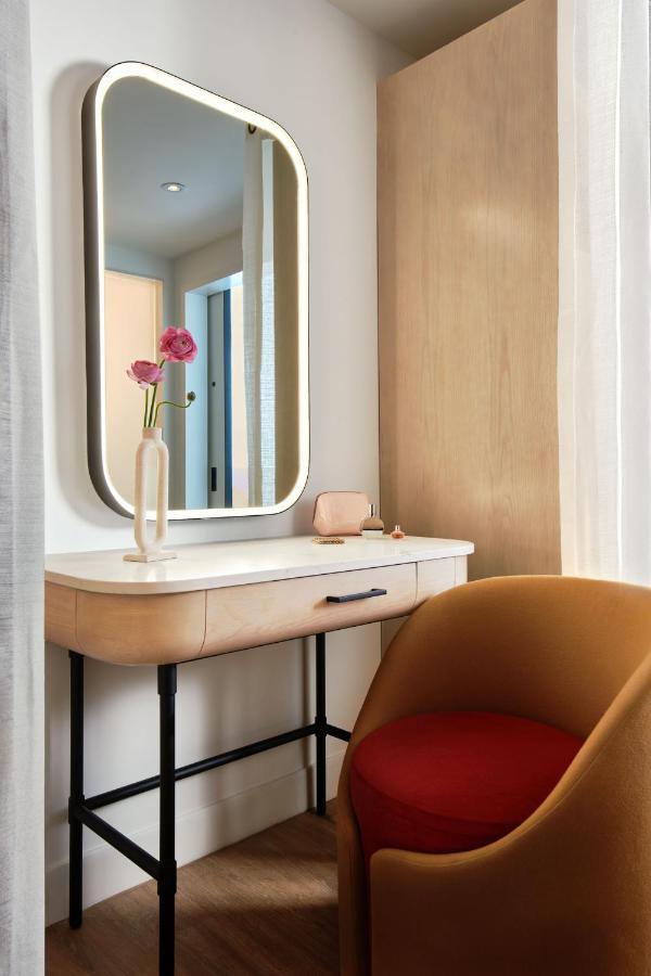 Quarto com Cama King-Size - Acessível para Hóspedes com Mobilidade Reduzida