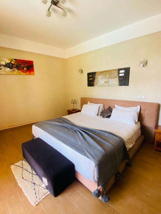 Chama room,1315465864:JPEG