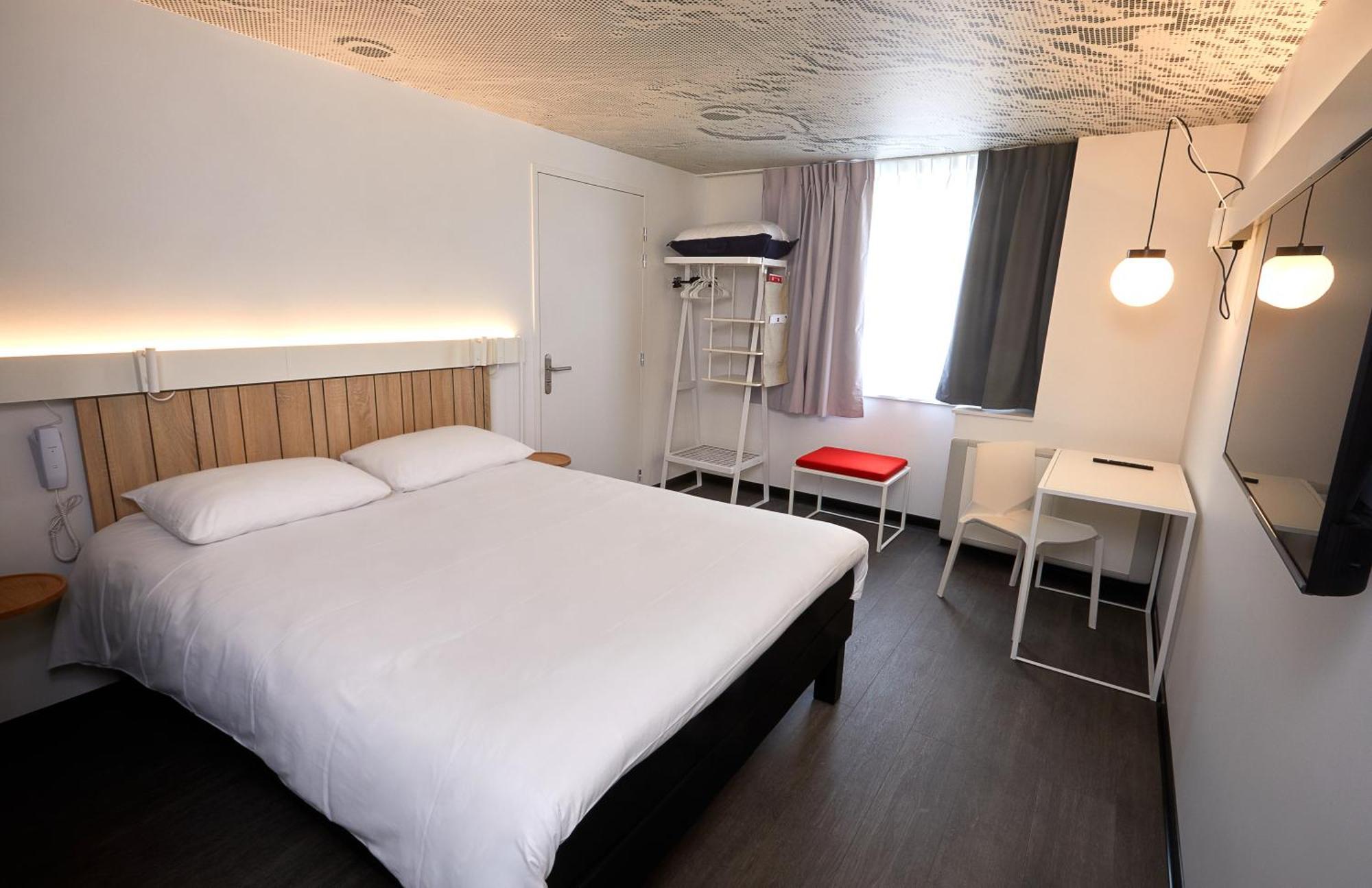 Chambre Standard avec 1 Lit Double - Côté Cour