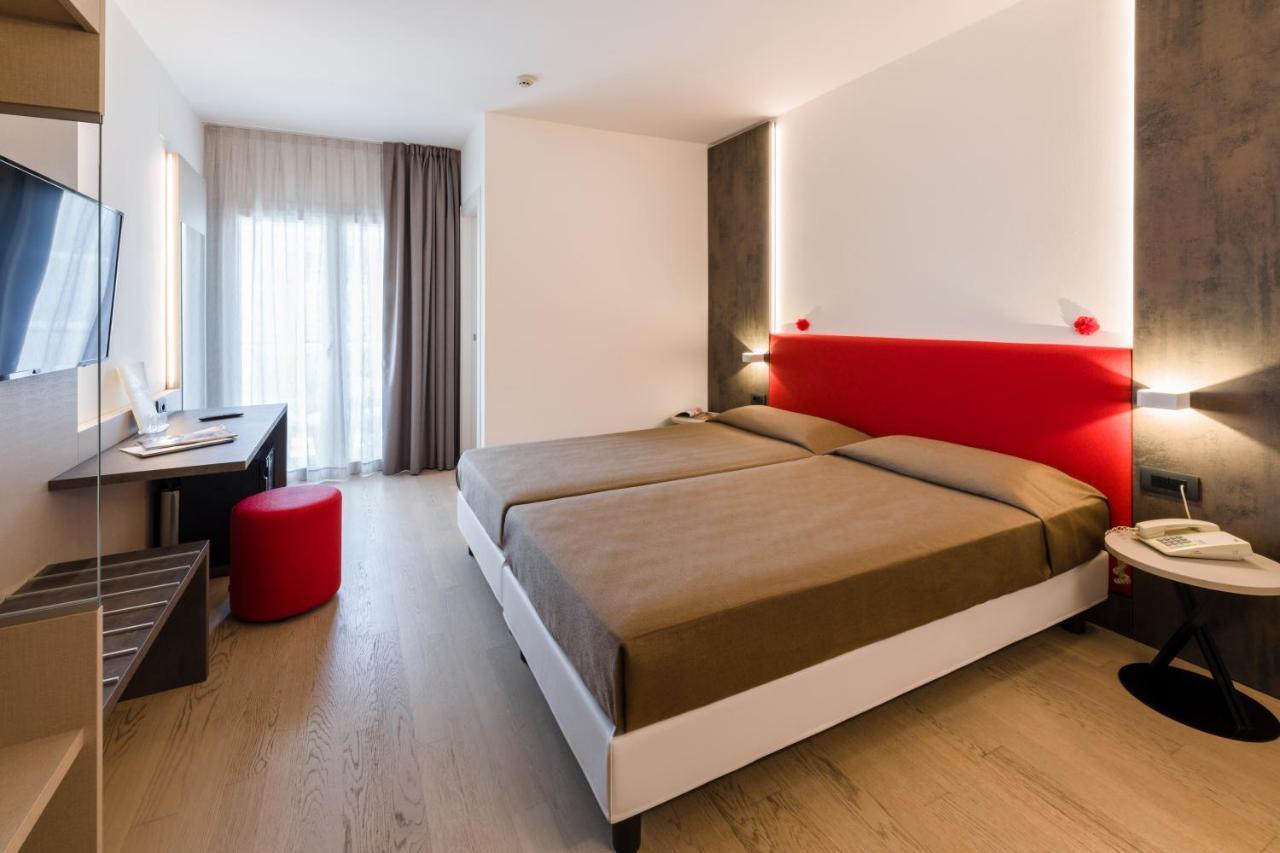 Triple Room,1357623194:JPEG
