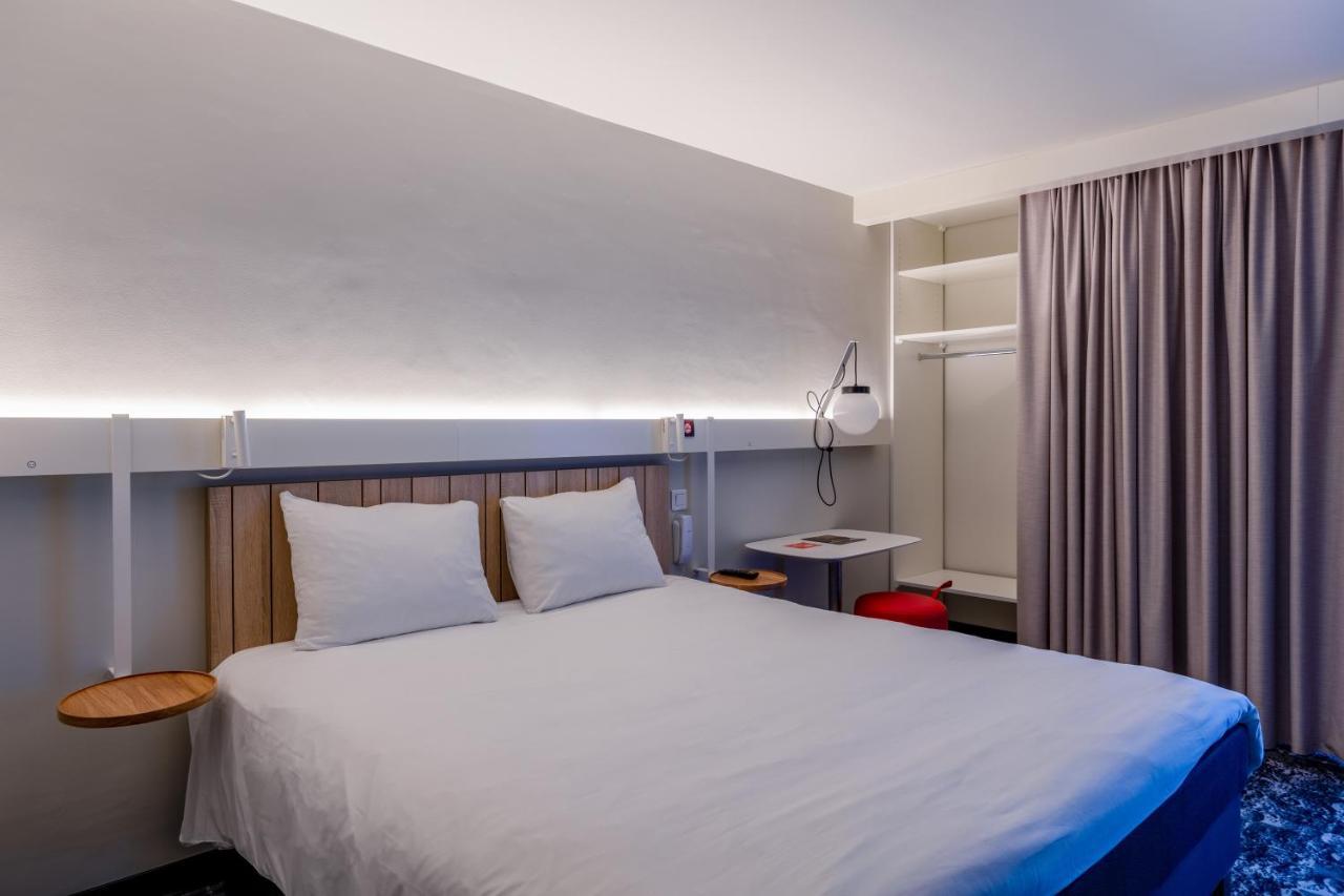 Standard One Double Bed,1428489826:JPEG