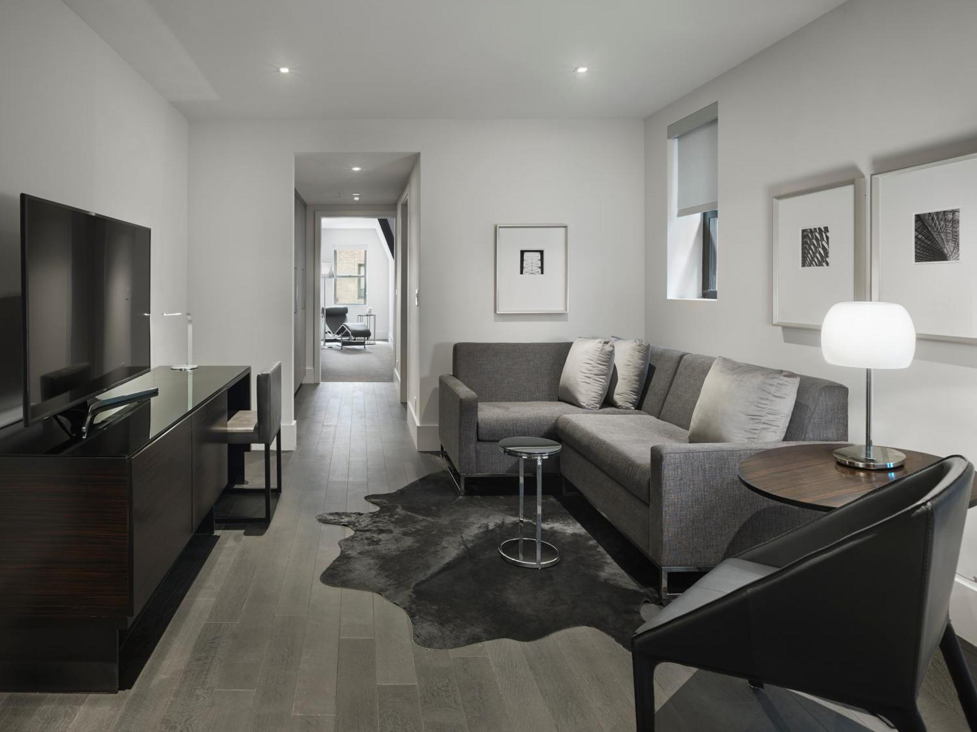 City Suite,1434871492:JPEG