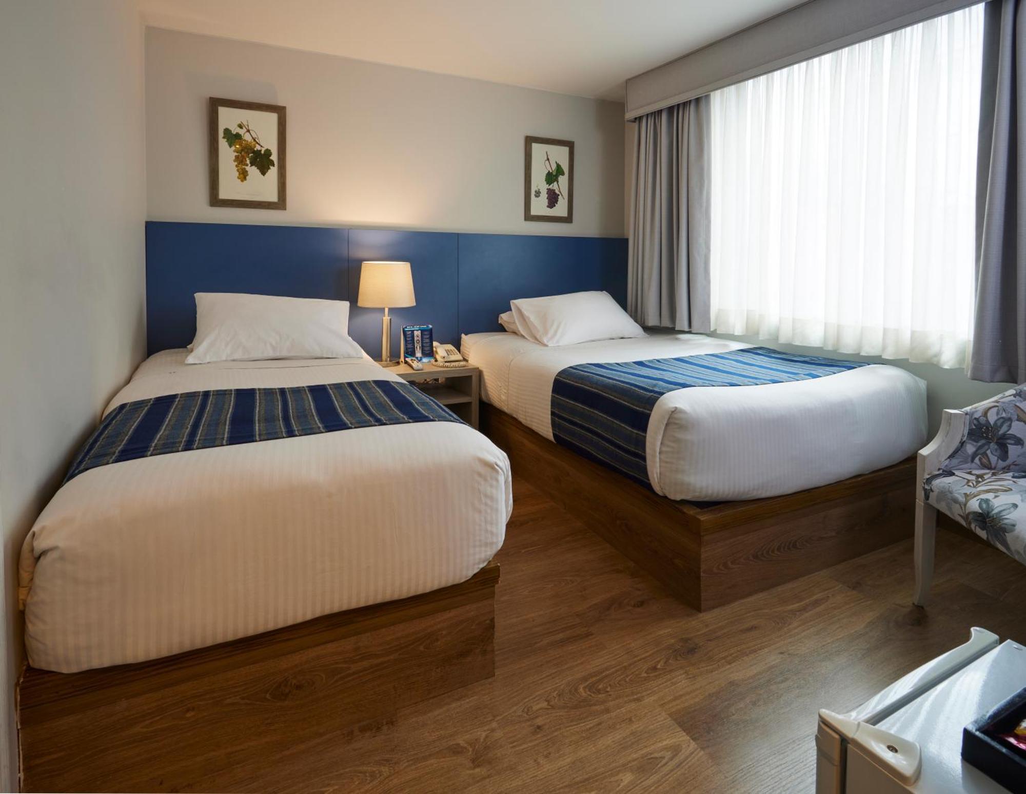 Quarto Standard com 2 Camas de Solteiro
