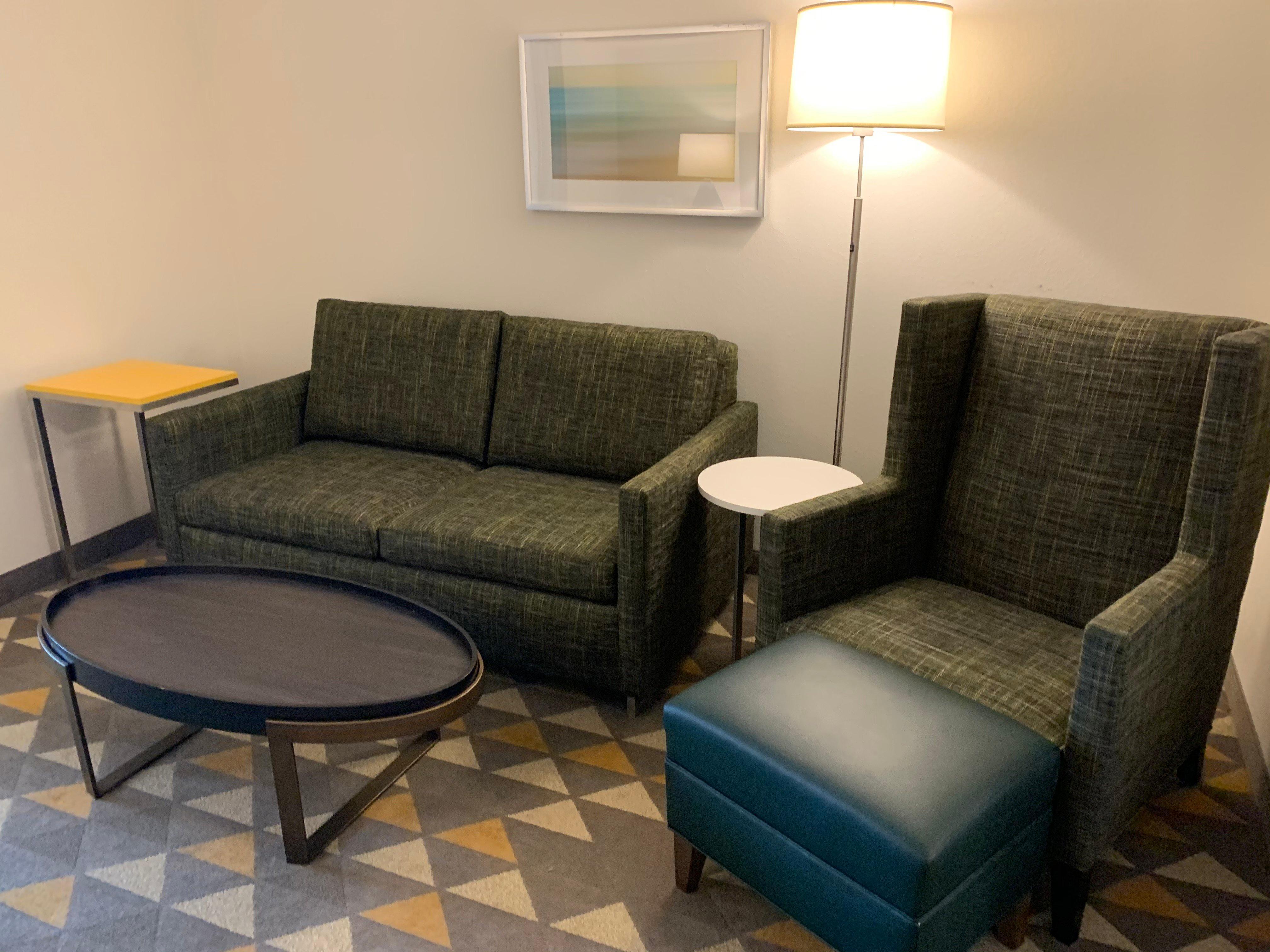 One-Bedroom King Suite with Sofa Bed,1381013012:JPEG
