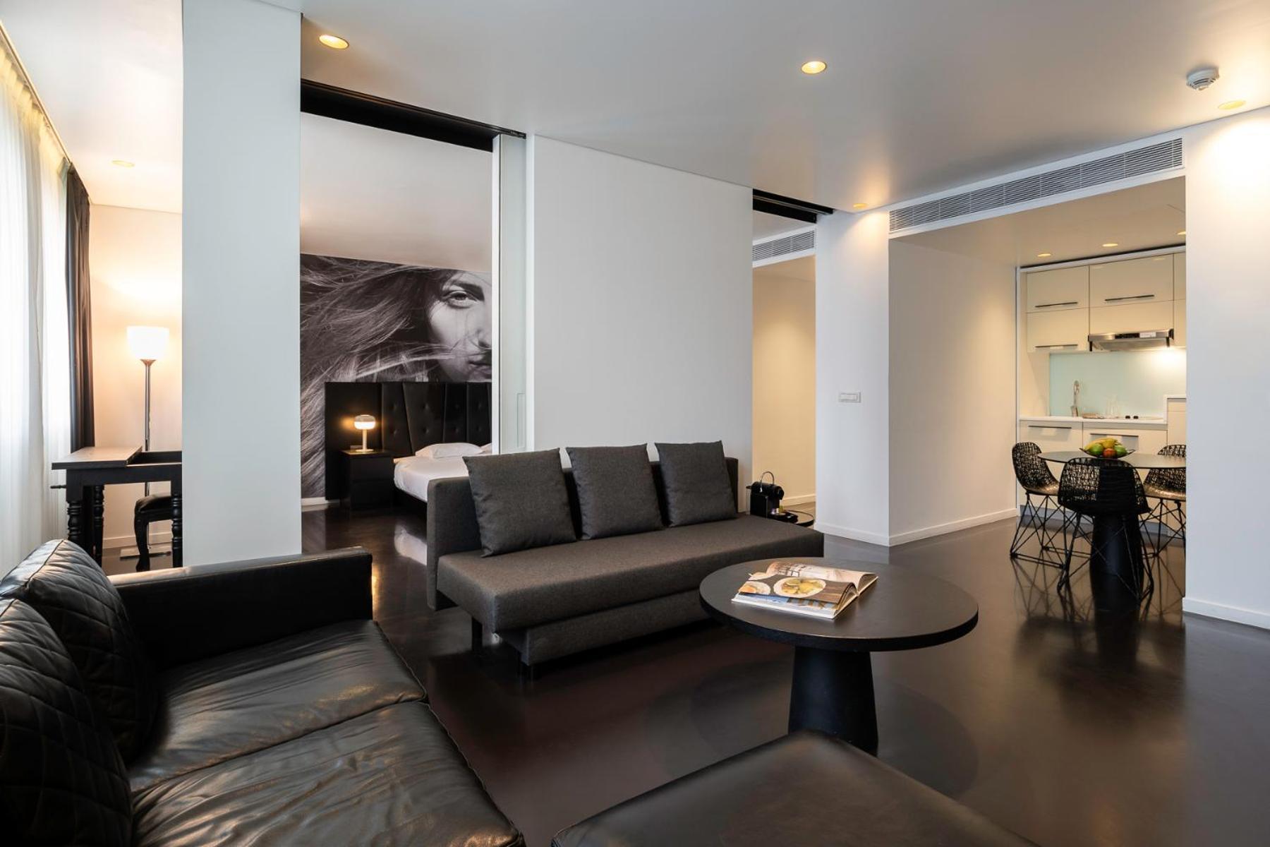 One-Bedroom Apartment