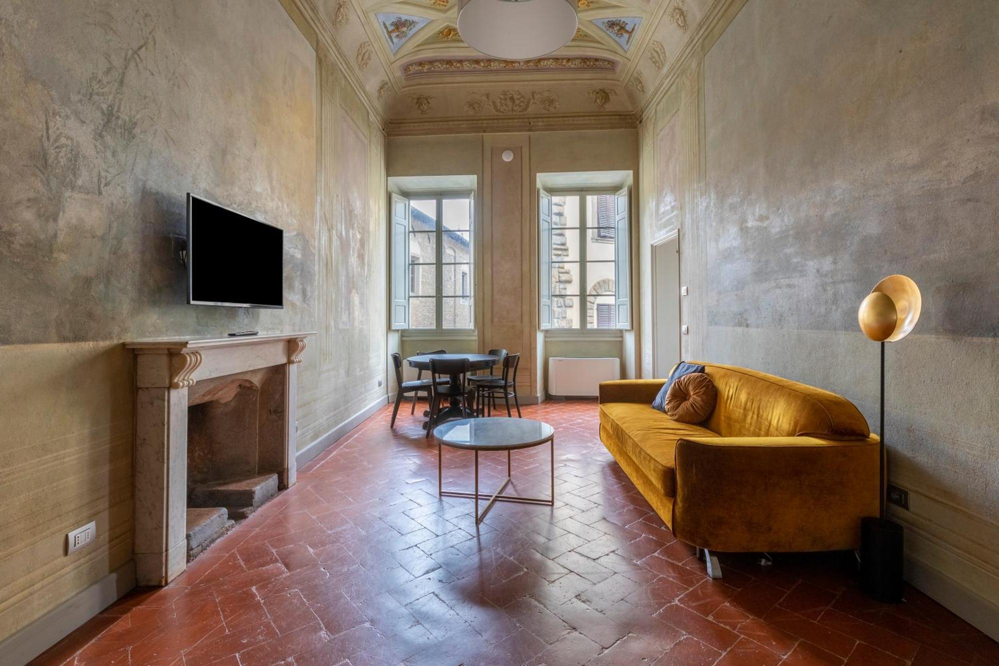 1 Bedroom Apartment Sofa Bed,1531483471:JPEG