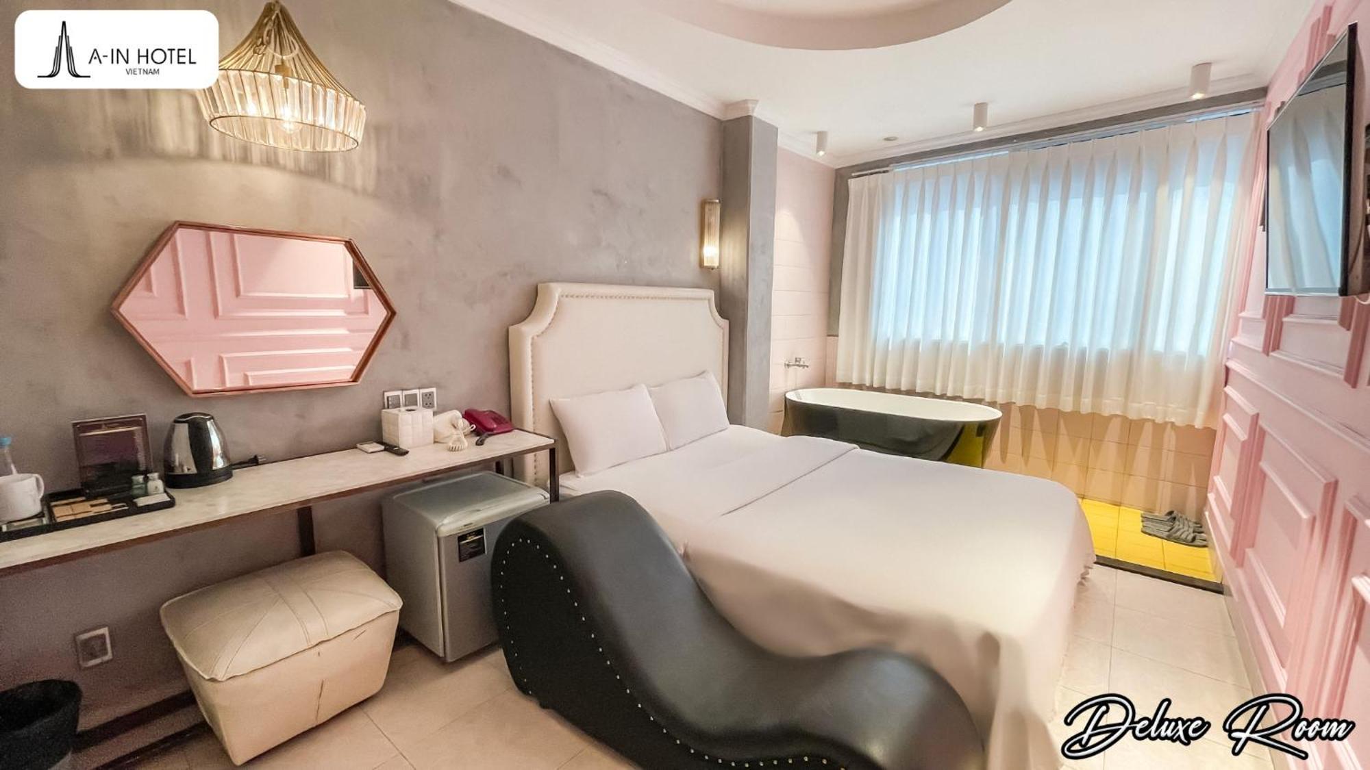Deluxe Room,1538406928:JPEG