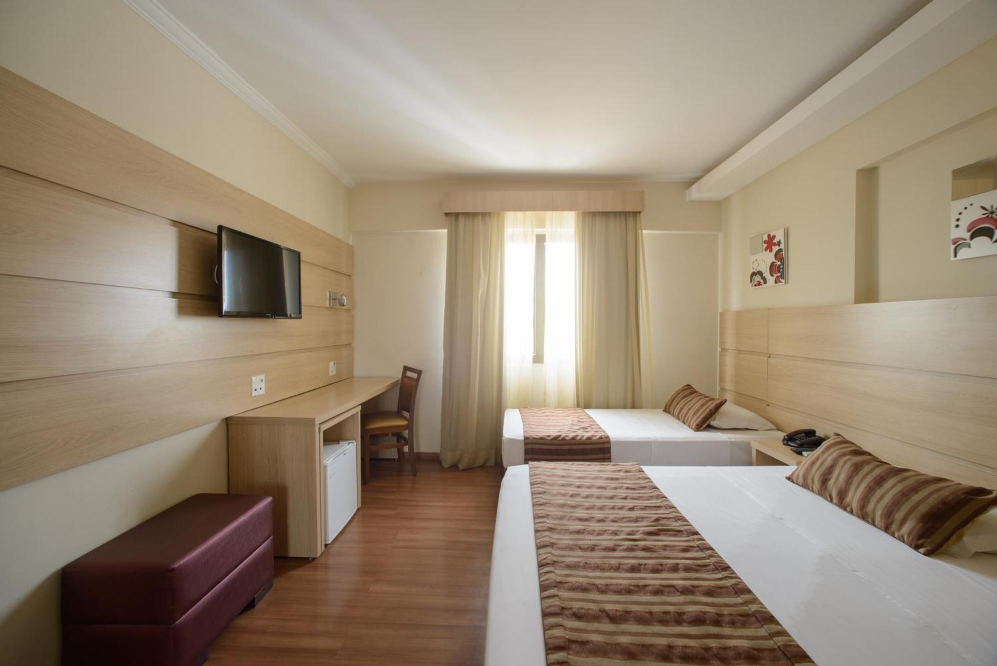 Quarto Família