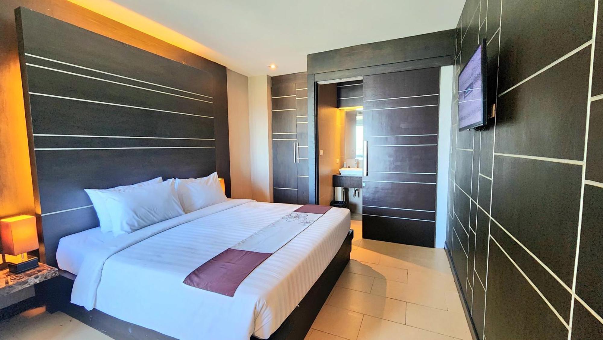Suite with Spa Bath