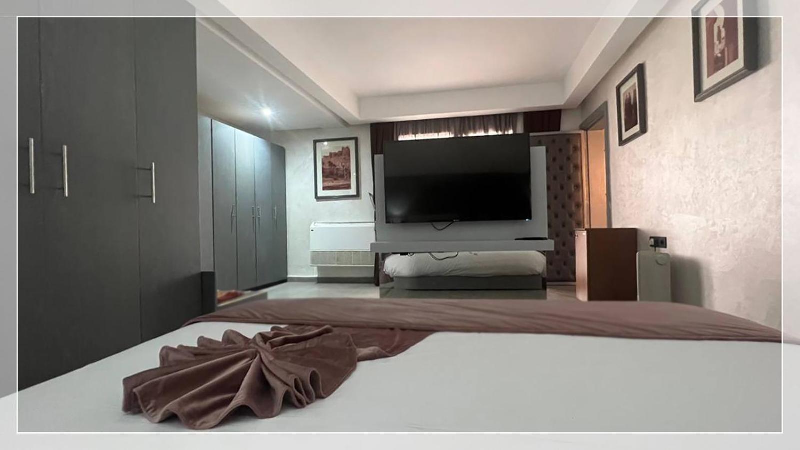 Deluxe King Studio