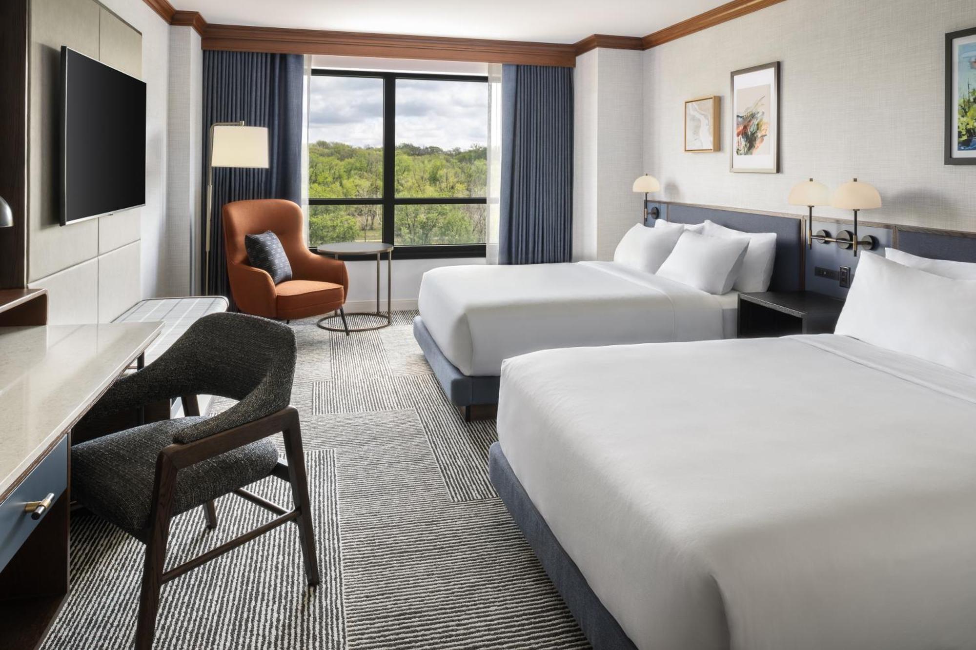 Queen Room with Two Queen Beds and River View