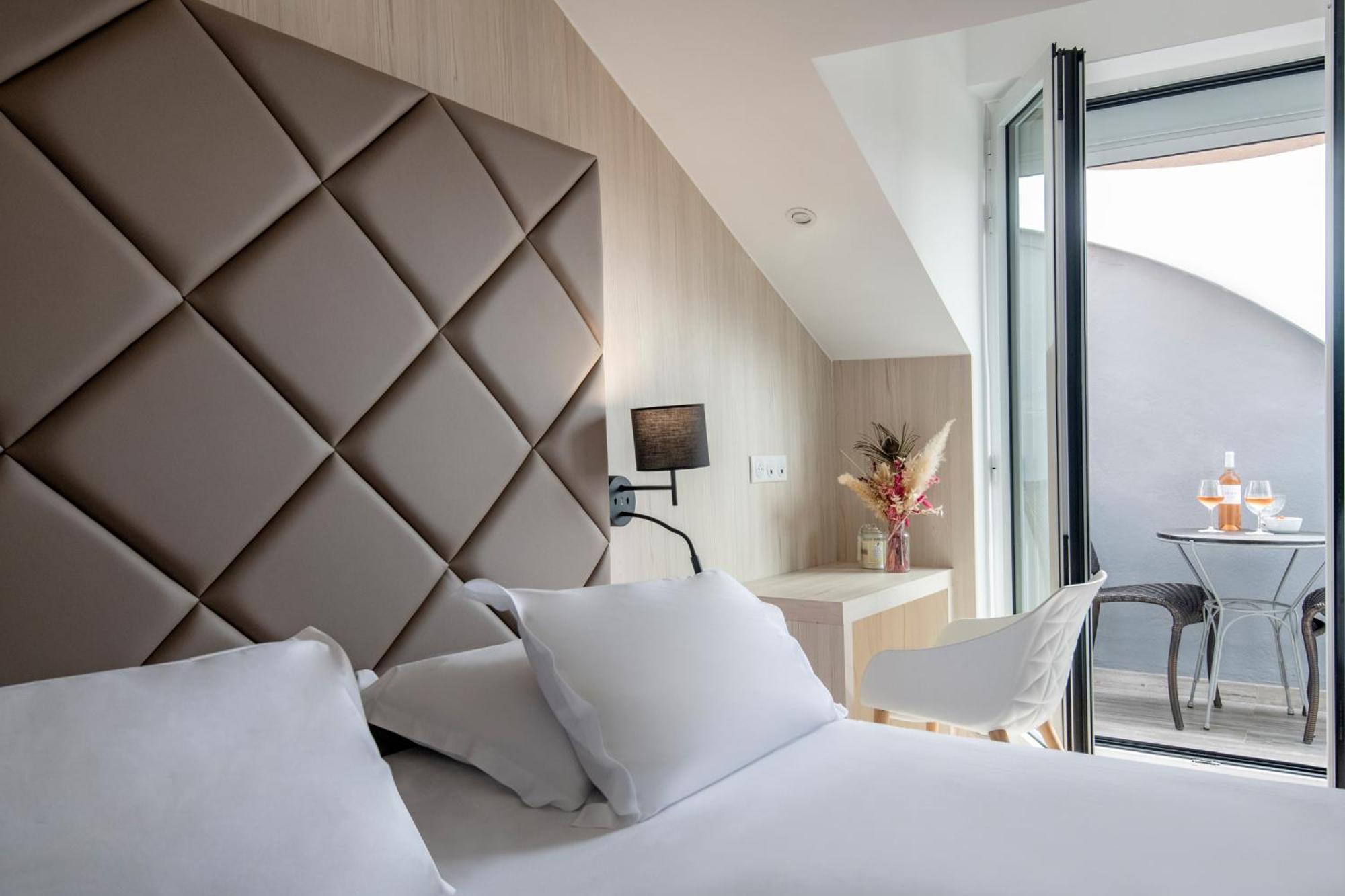 Double Room Balcony,1580144345:JPEG