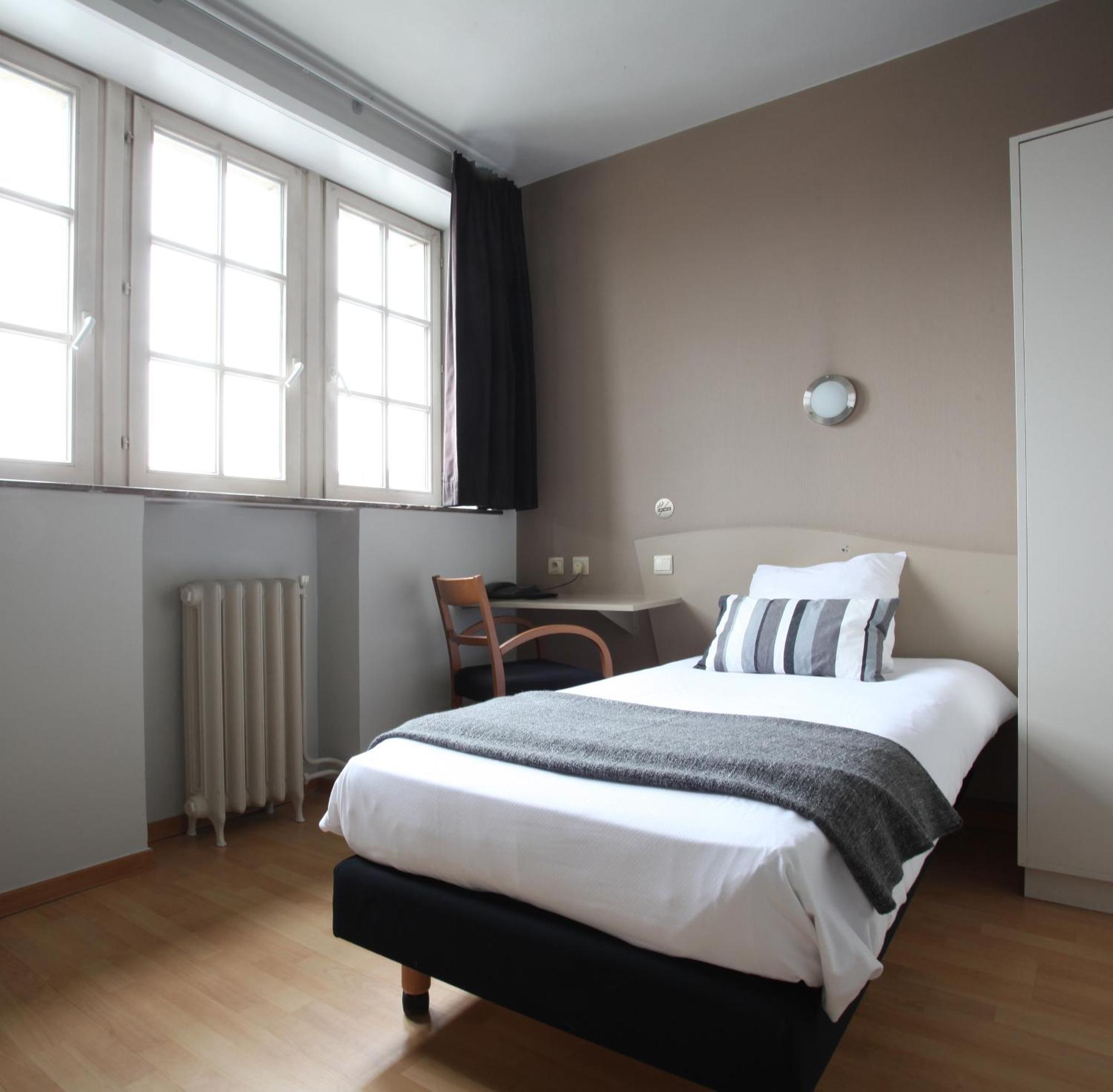 Single Room,63287890:JPEG