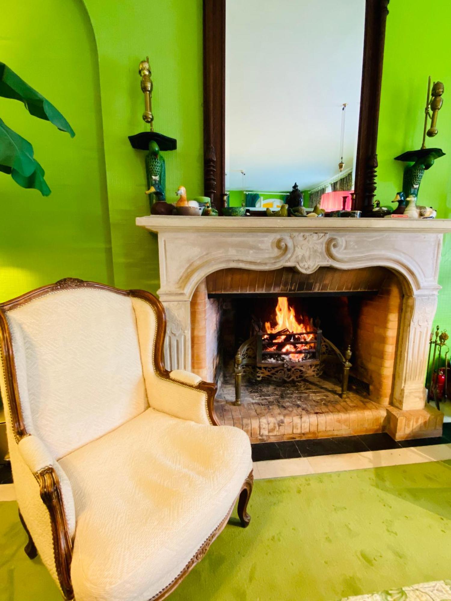 Suite Junior avec Cheminée (Rez-de-Chaussée)