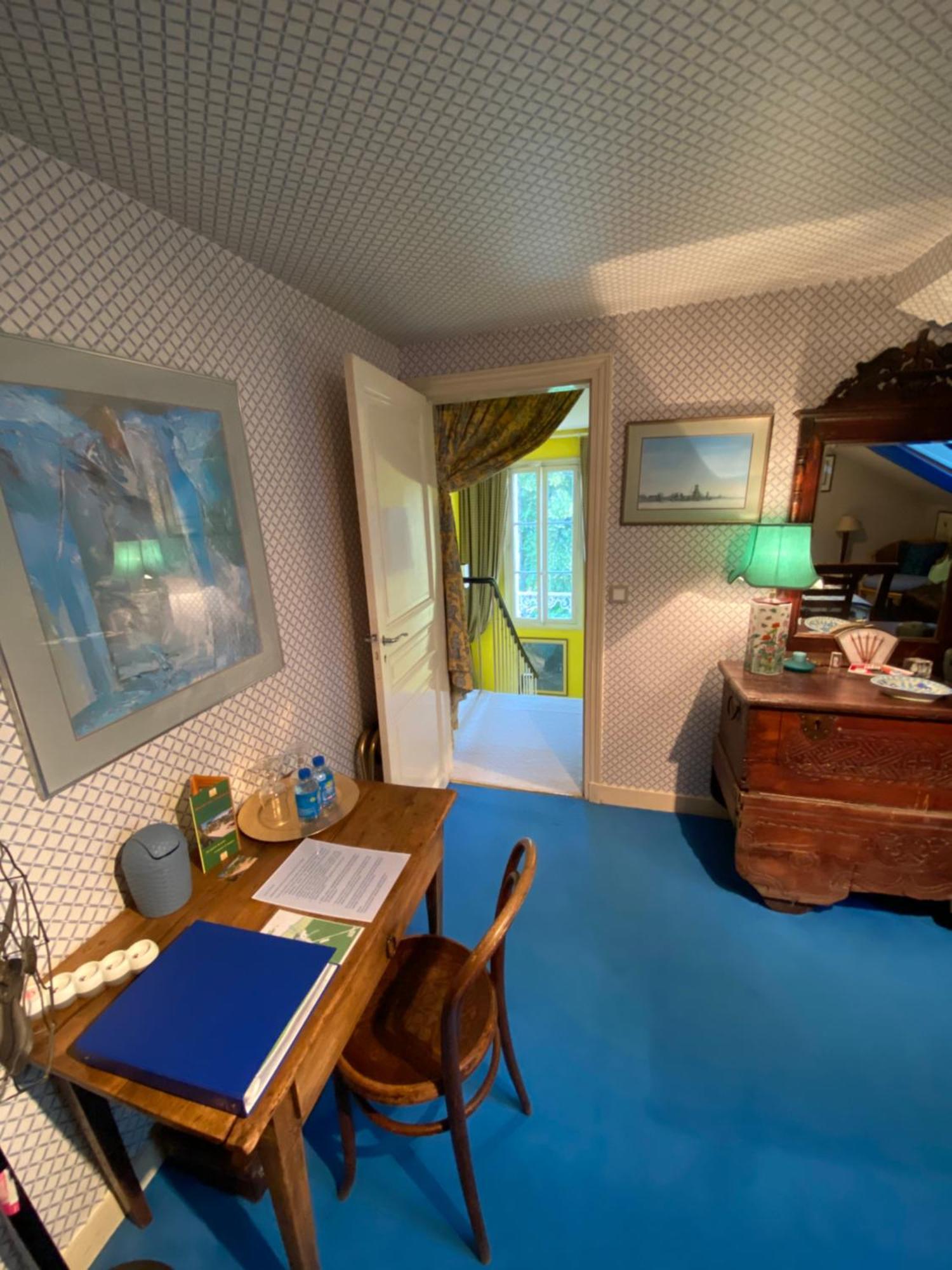 Chambre Double Mansardée (3ème Étage)