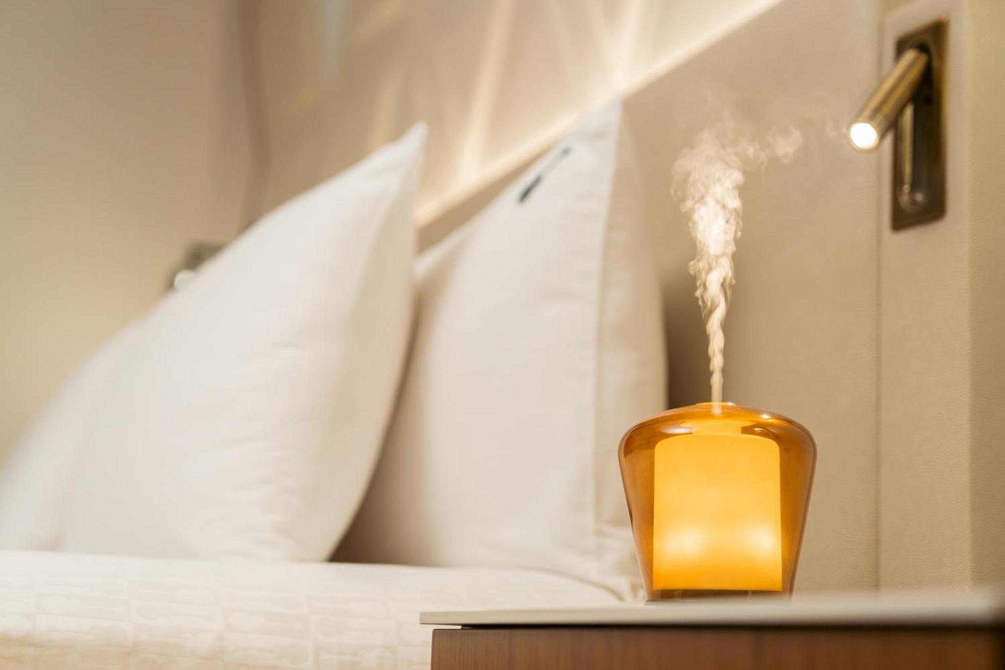 Suite Rock Royalty Caribbean Sand mit Kingsize-Bett, Sofa und persönlichem Assistenten