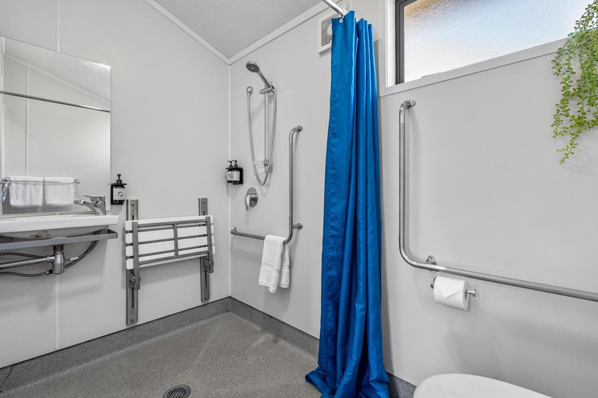 Motel One Bedroom