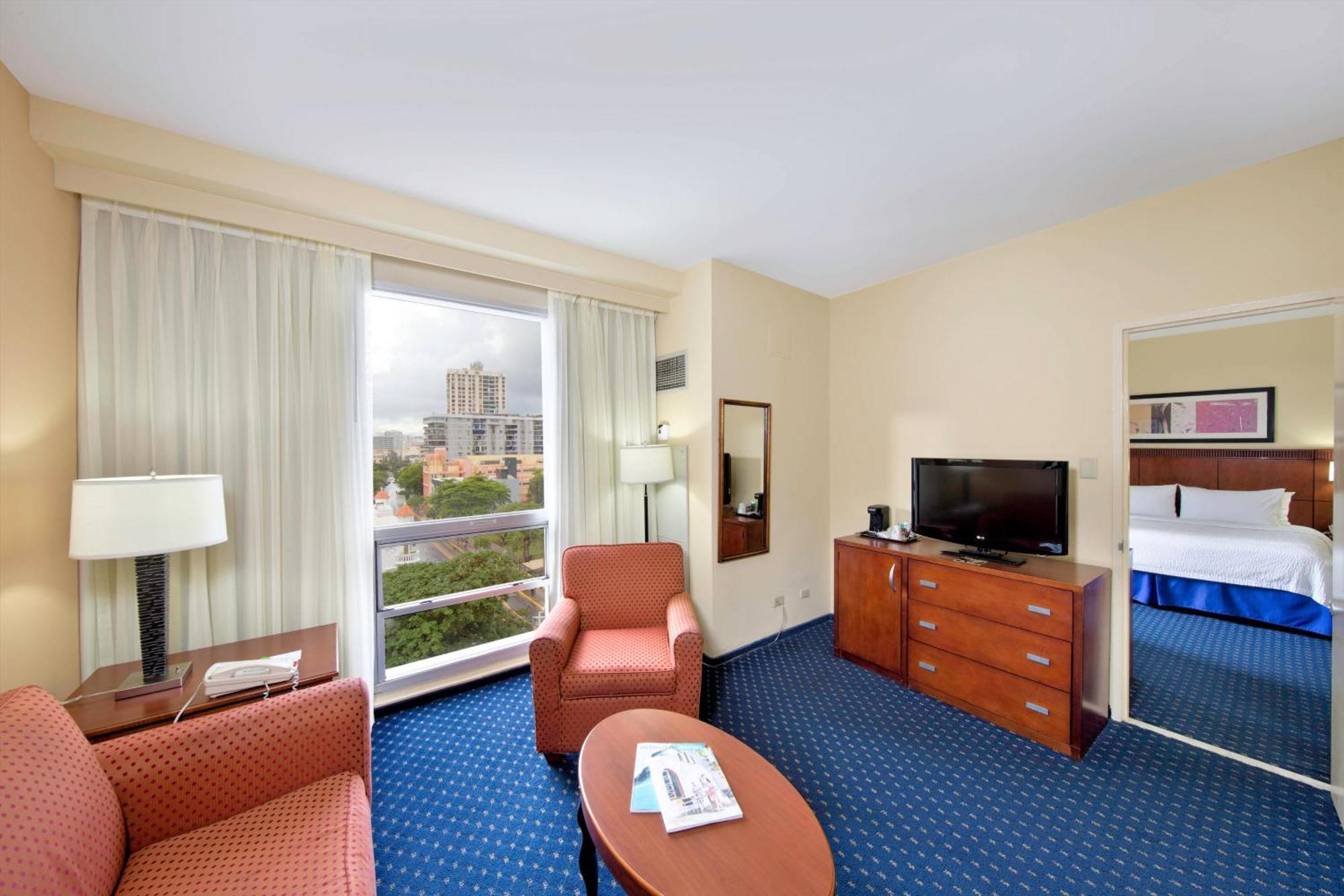 One-Bedroom King Suite Sofa Bed,1632228893:JPEG
