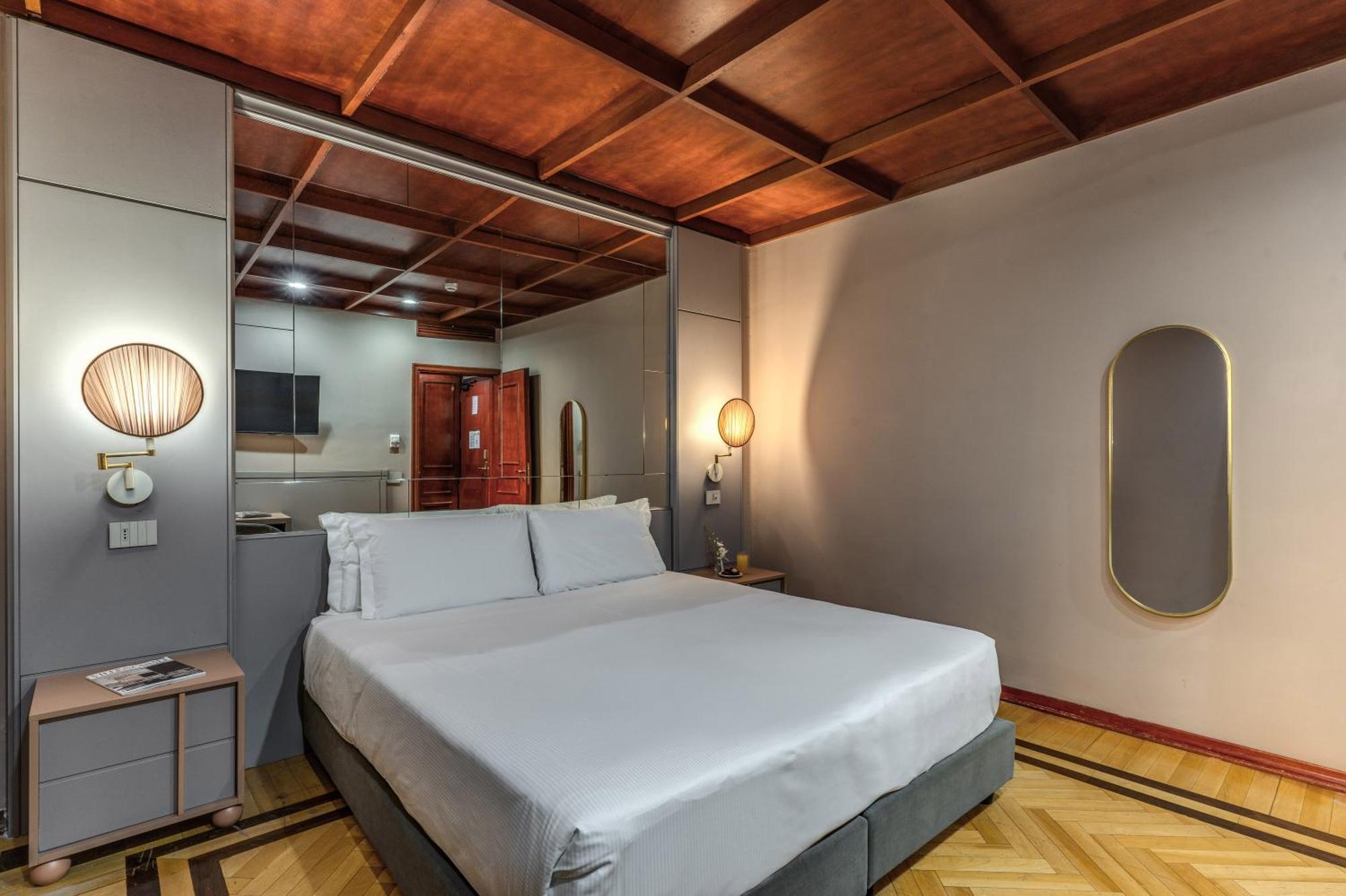 Quarto com Cama de Casal ou 2 de Solteiro