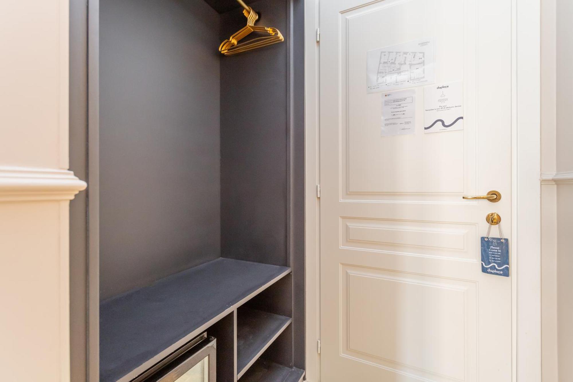 Quarto Deluxe com Cama de Casal ou 2 de Solteiro