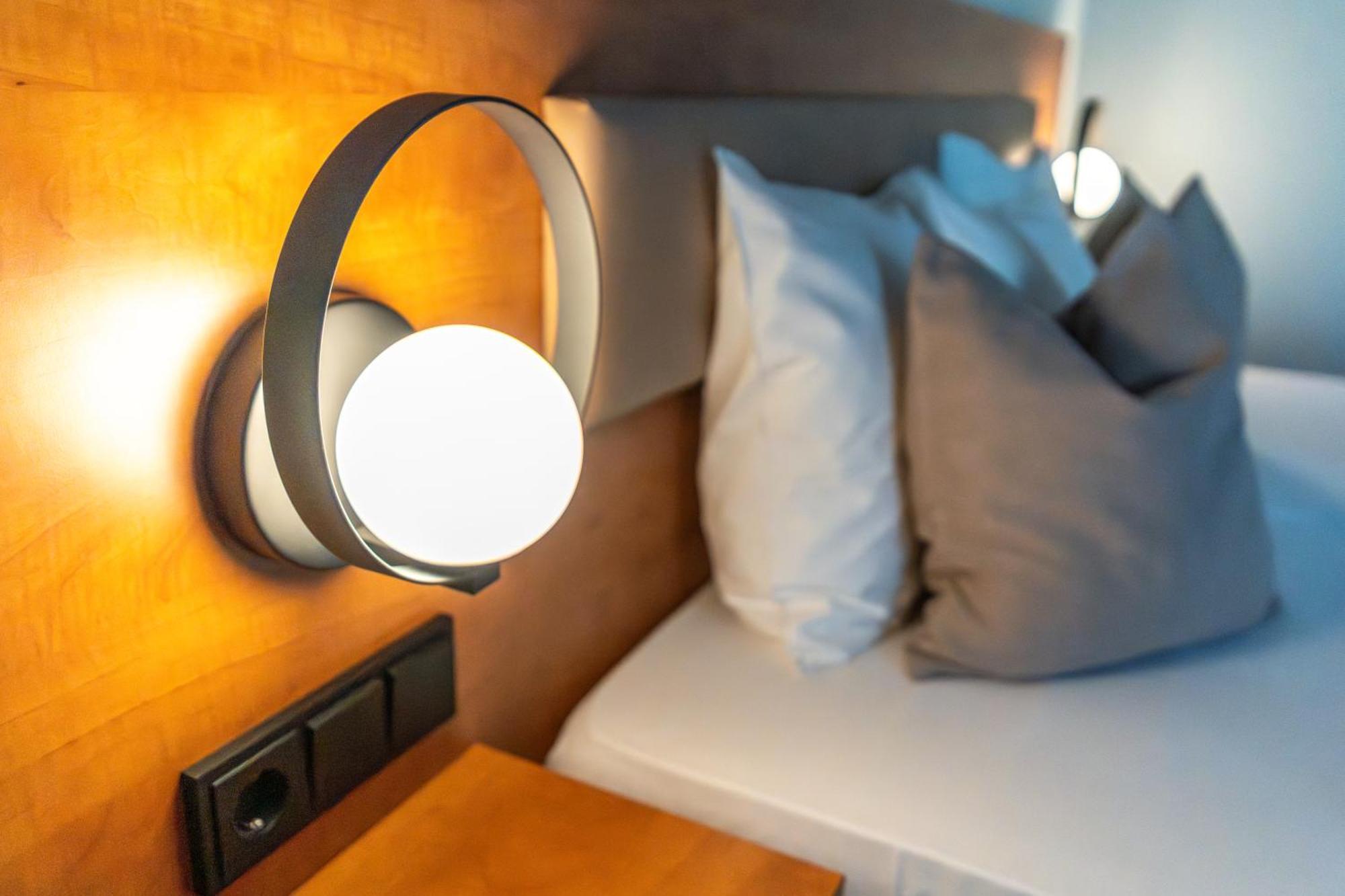 Standard Twin Room,1652747179:JPEG