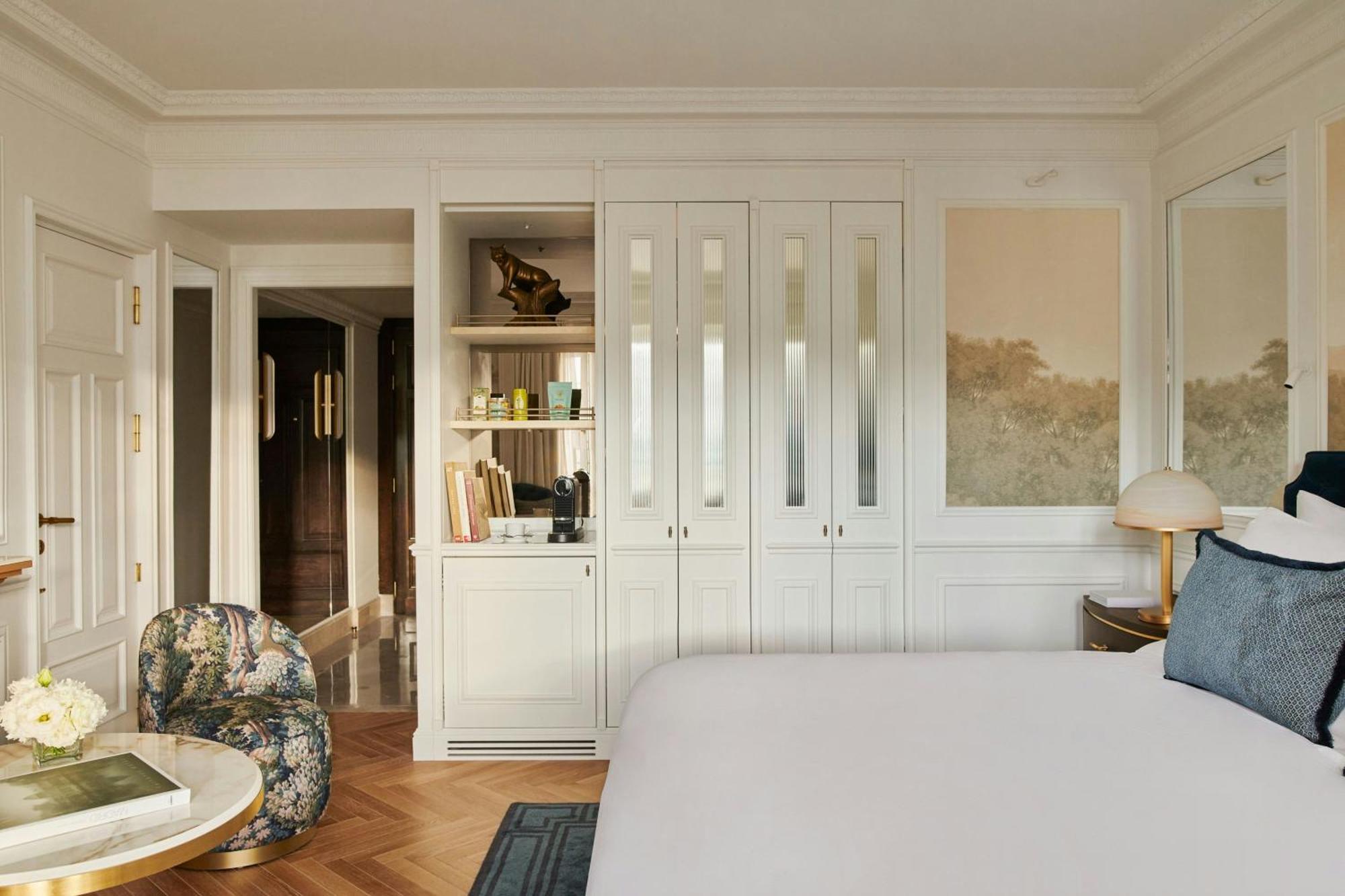Grand Premium Zimmer Neptuno mit Kingsize-Bett