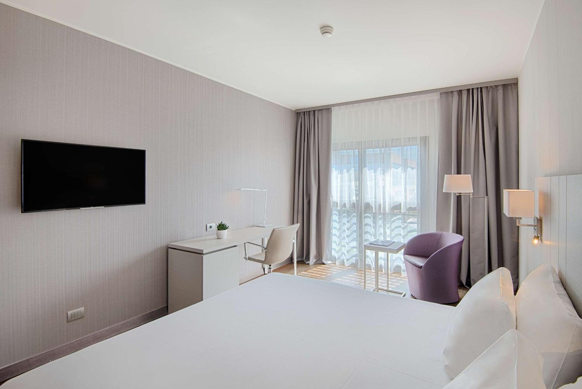 Standard Double or Twin Room,1663735490:JPEG