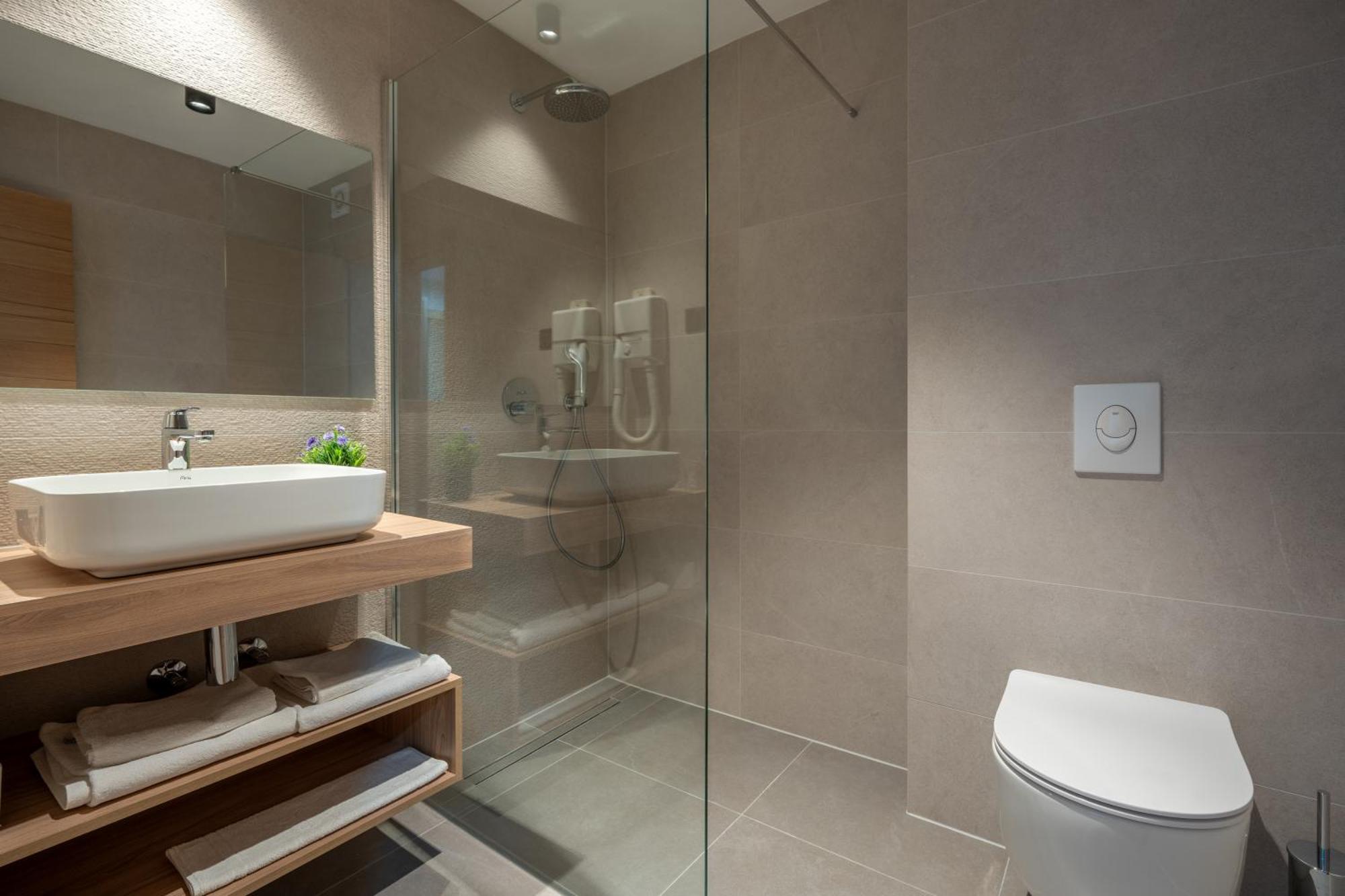 Triple Room with Sea View