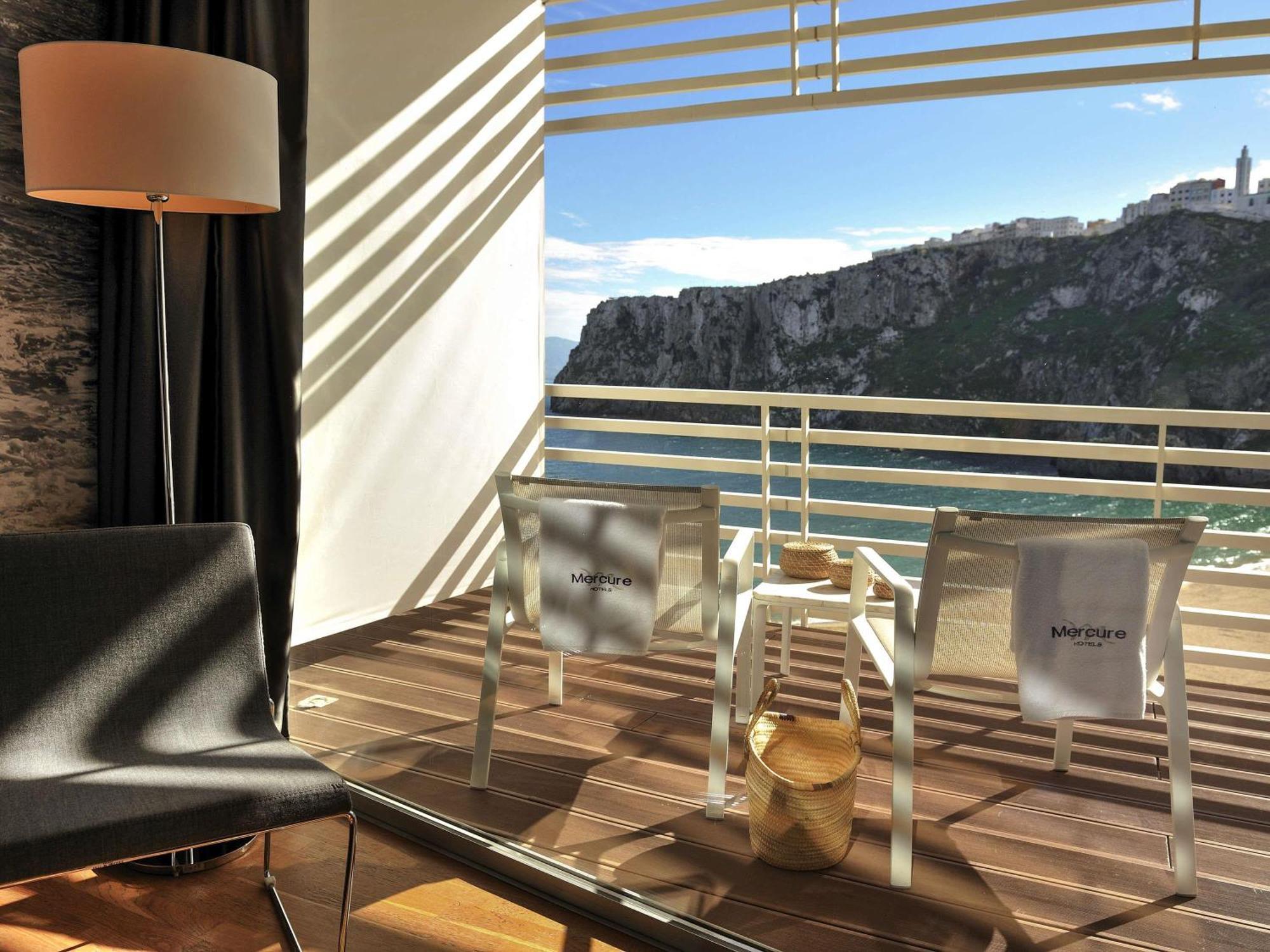 Standard Twin Room Ocean front with Balcony