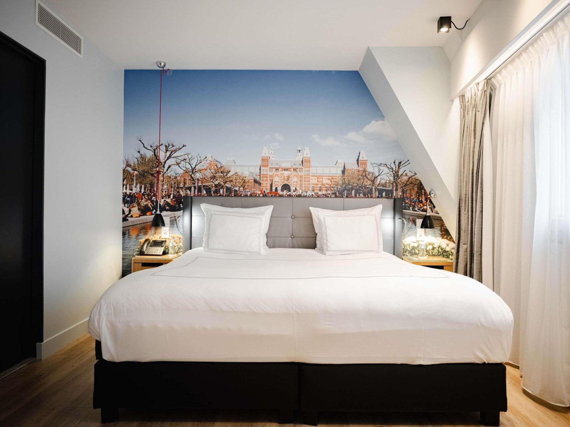 Suite with City View,1716968534:JPEG