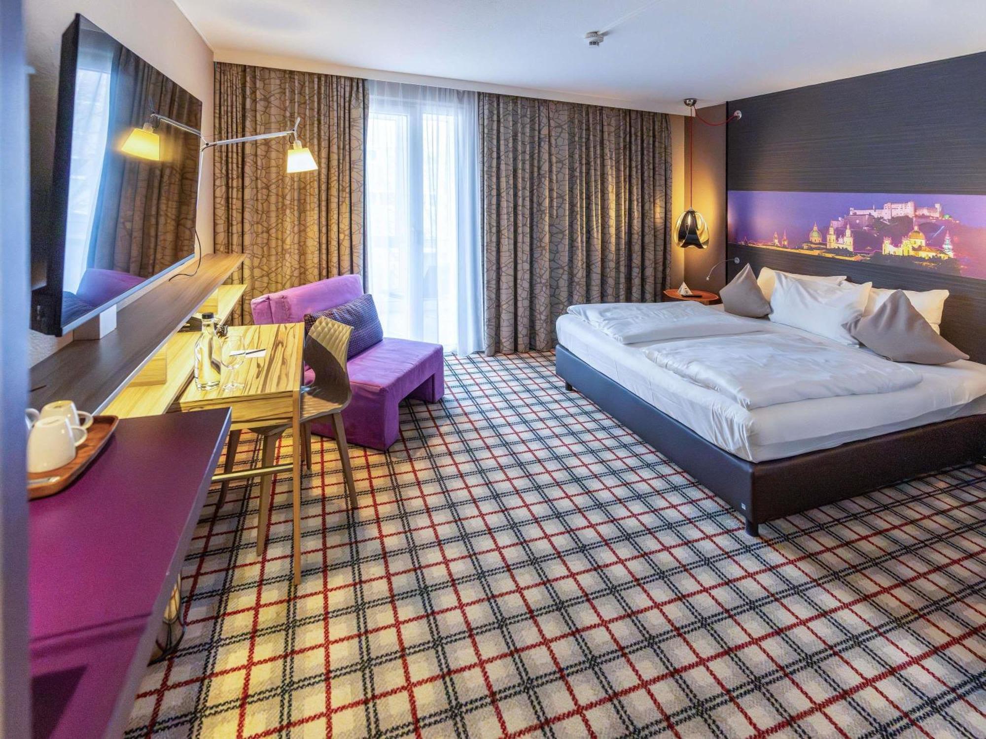 Deluxe Double Room,1652747160:JPEG