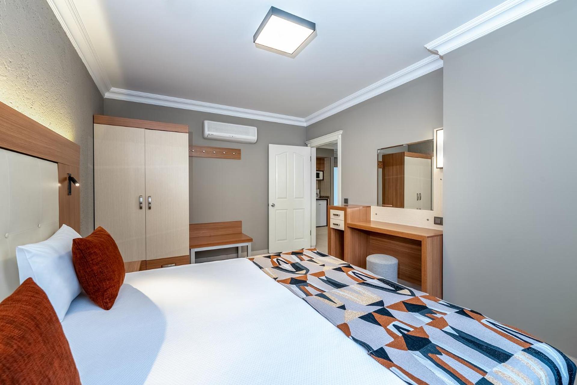 Suite - Vue sur Piscine