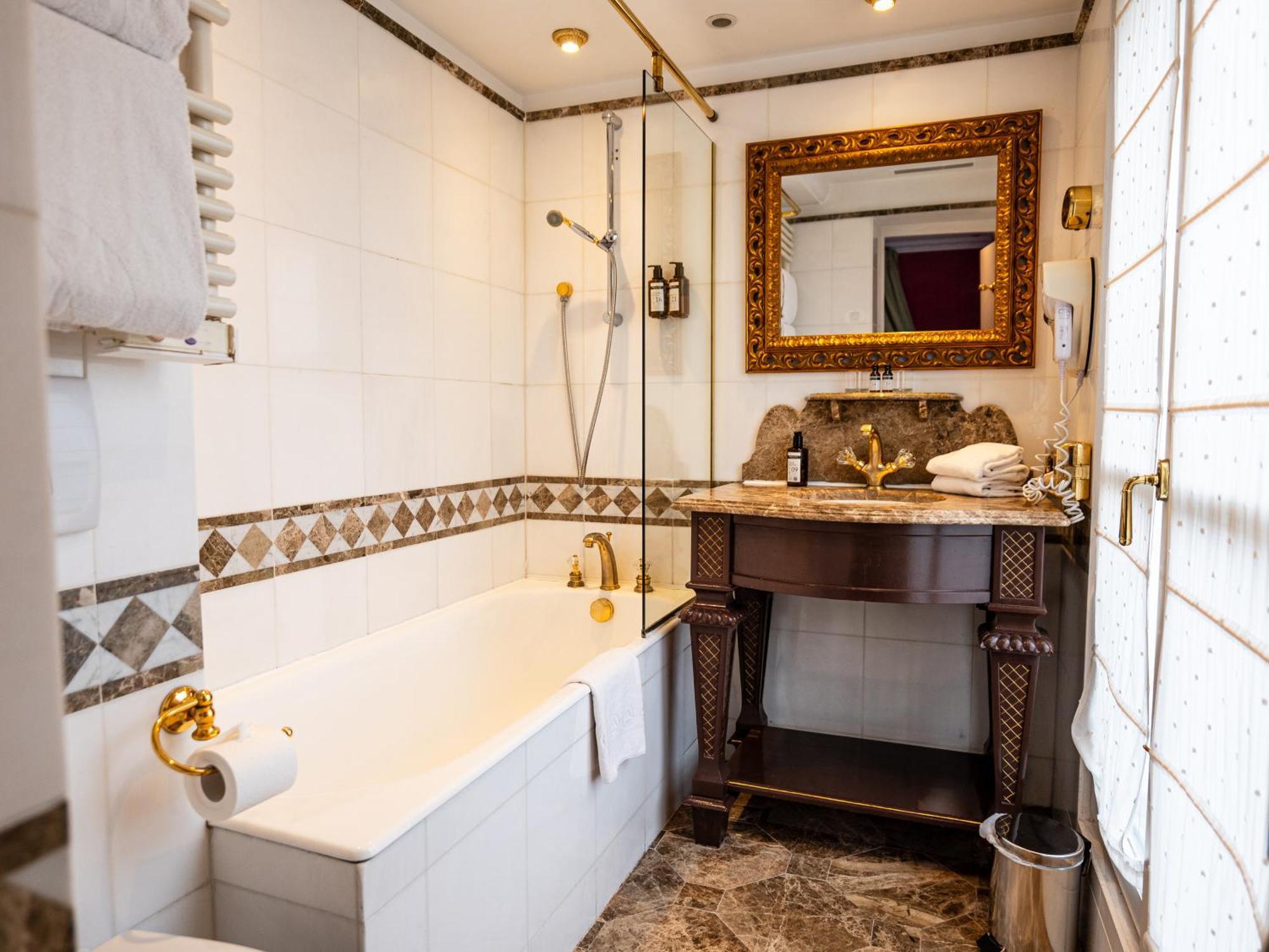 Quarto Individual