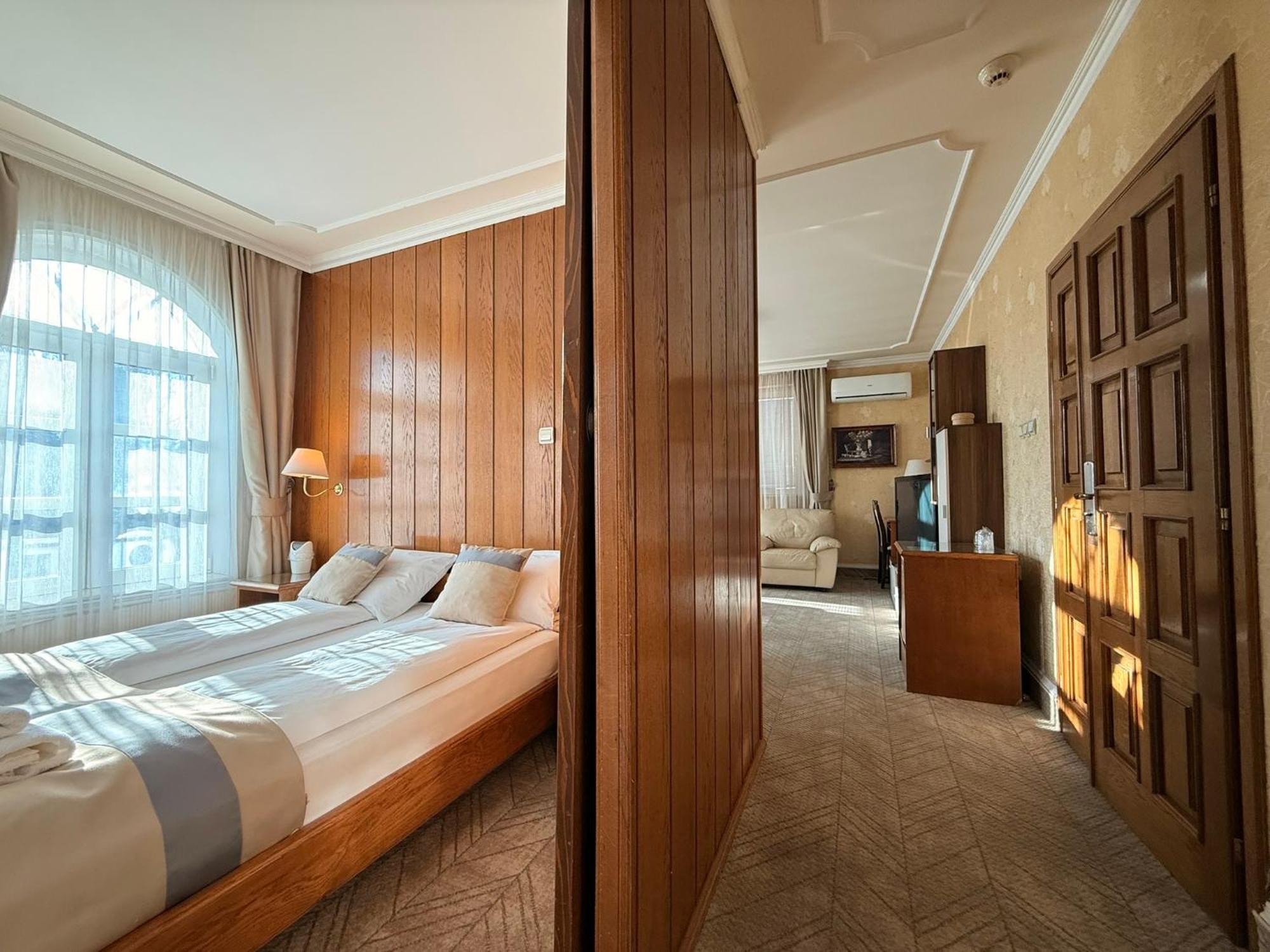 Suite